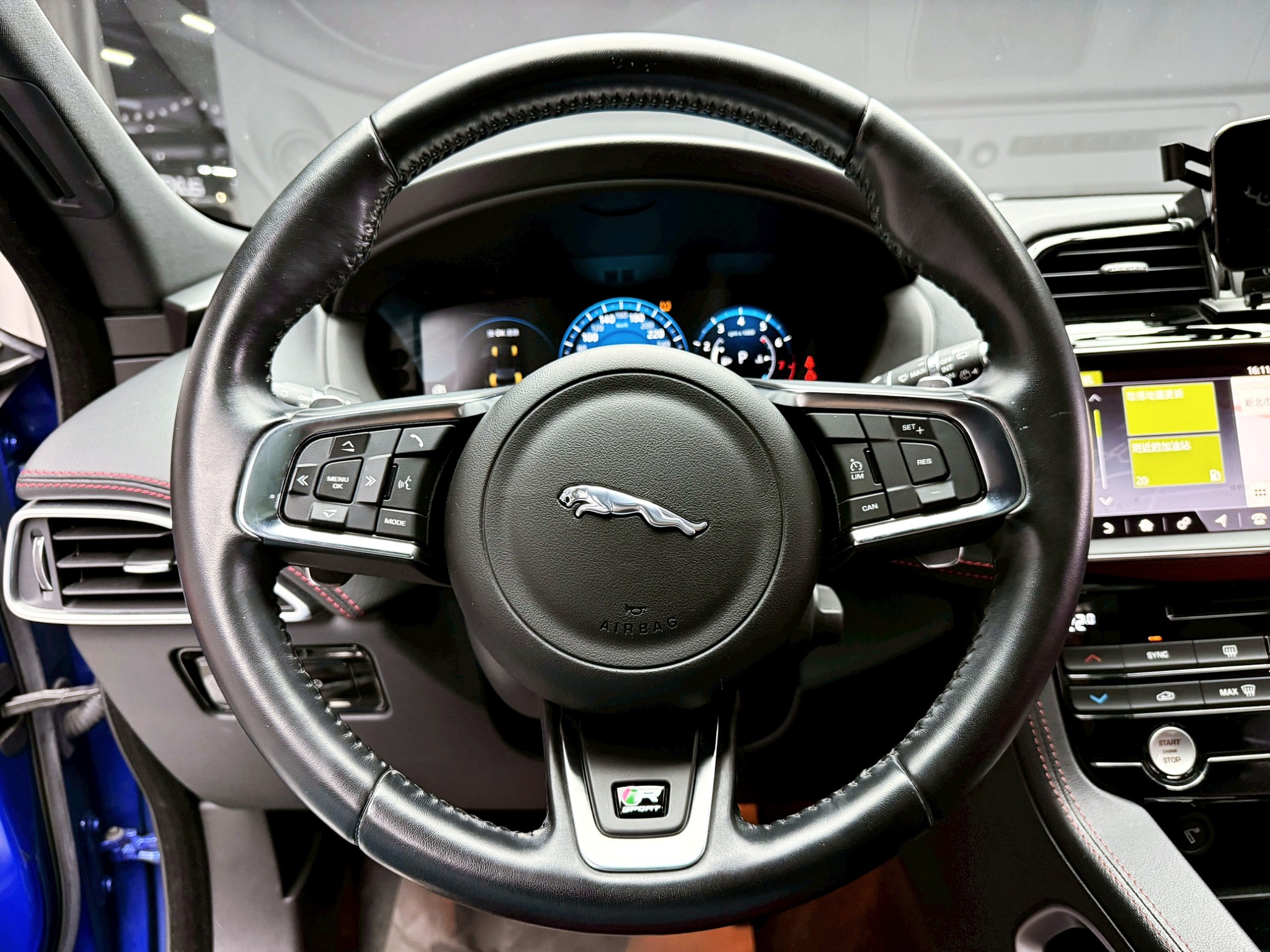 全台到府賞車 2018 Jaguar F-Pace R-Sport 25T AWD『小李經理』元禾國際車業/中古車/促銷中  第9張相片