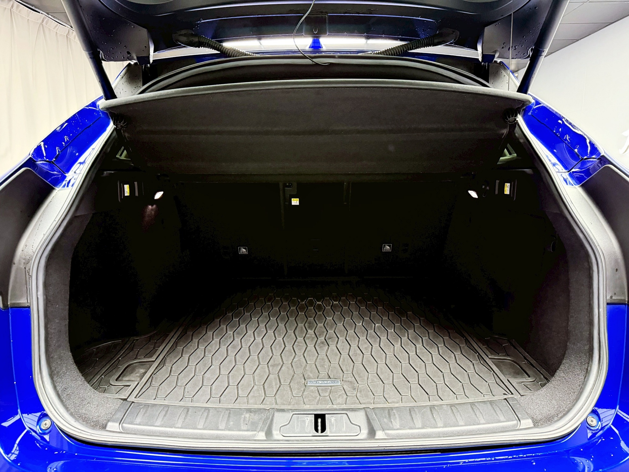 全台到府賞車 2018 Jaguar F-Pace R-Sport 25T AWD『小李經理』元禾國際車業/中古車/促銷中  第16張相片