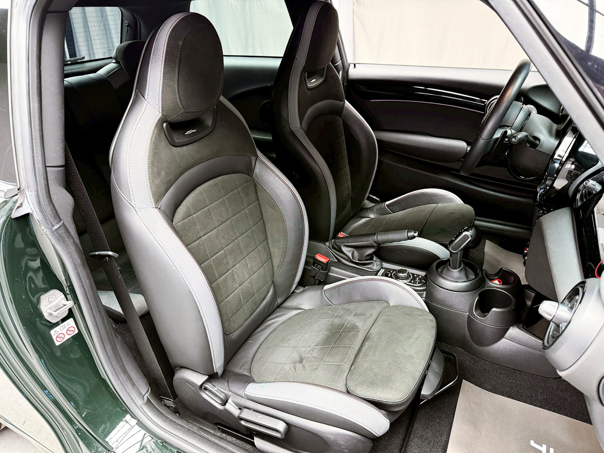 全台到府賞車 2021/22 Mini Hatch JCW 60 Anniversary Edition『小李經理』元禾國際車業/中古車/促銷中  第11張相片