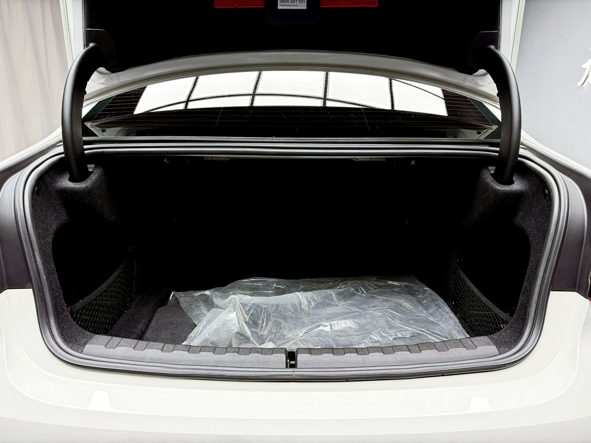 全台到府賞車 2018/19 BMW 330i Sedan G20型『小李經理』元禾國際車業/中古車/促銷中  第17張相片