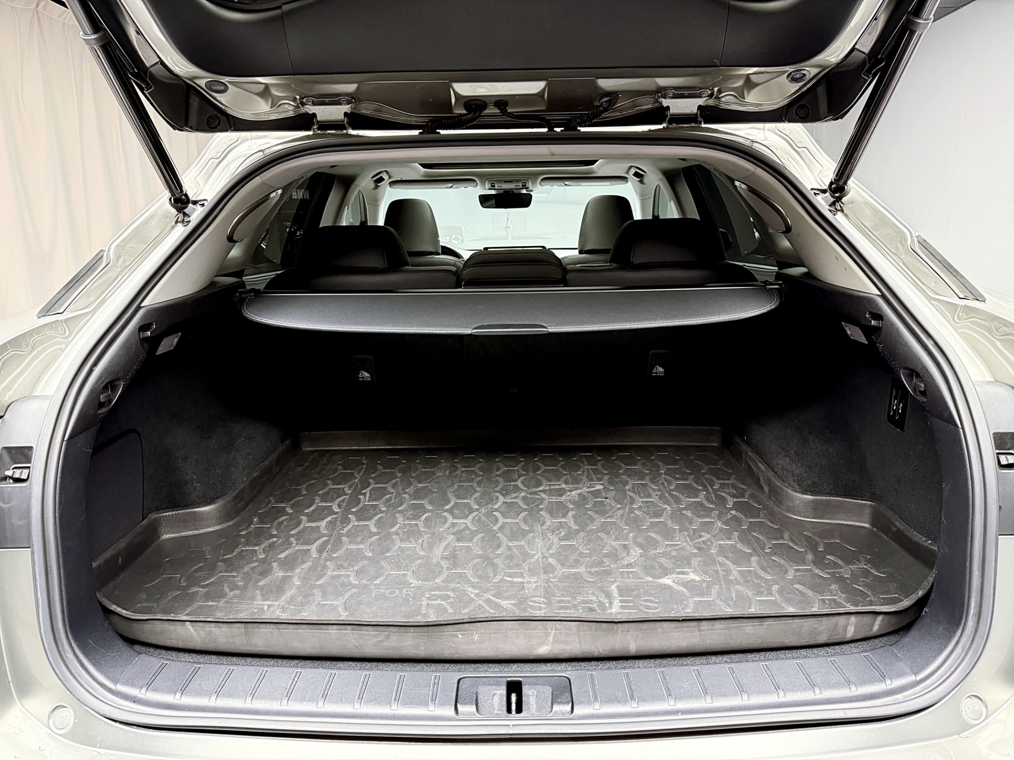 全台到府賞車 2018 Lexus RX450h 旗艦版『小李經理』元禾國際車業/中古車/促銷中  第18張相片