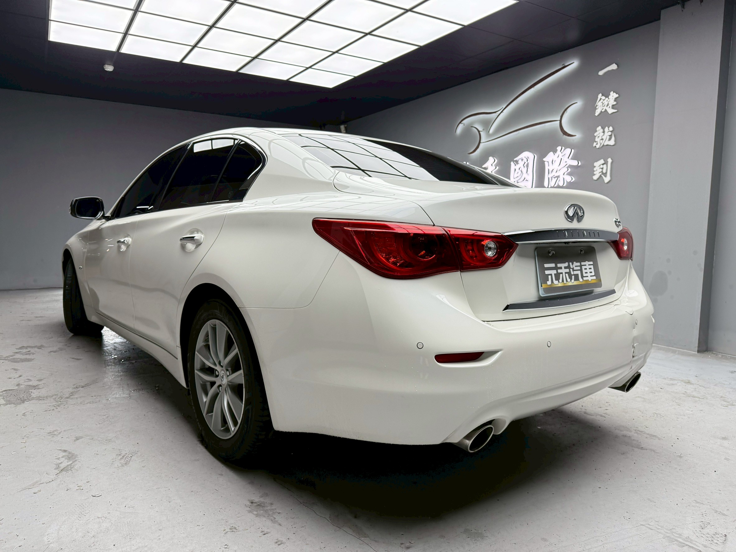 全台到府賞車 2017 Infiniti Q50 豪華款『小李經理』元禾國際車業/中古車/促銷中  第3張相片