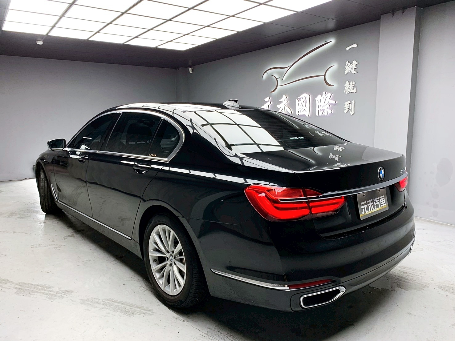 全台到府賞車 2016/17 BMW 740Li G12型『小李經理』元禾國際車業/中古車/促銷中  第3張相片
