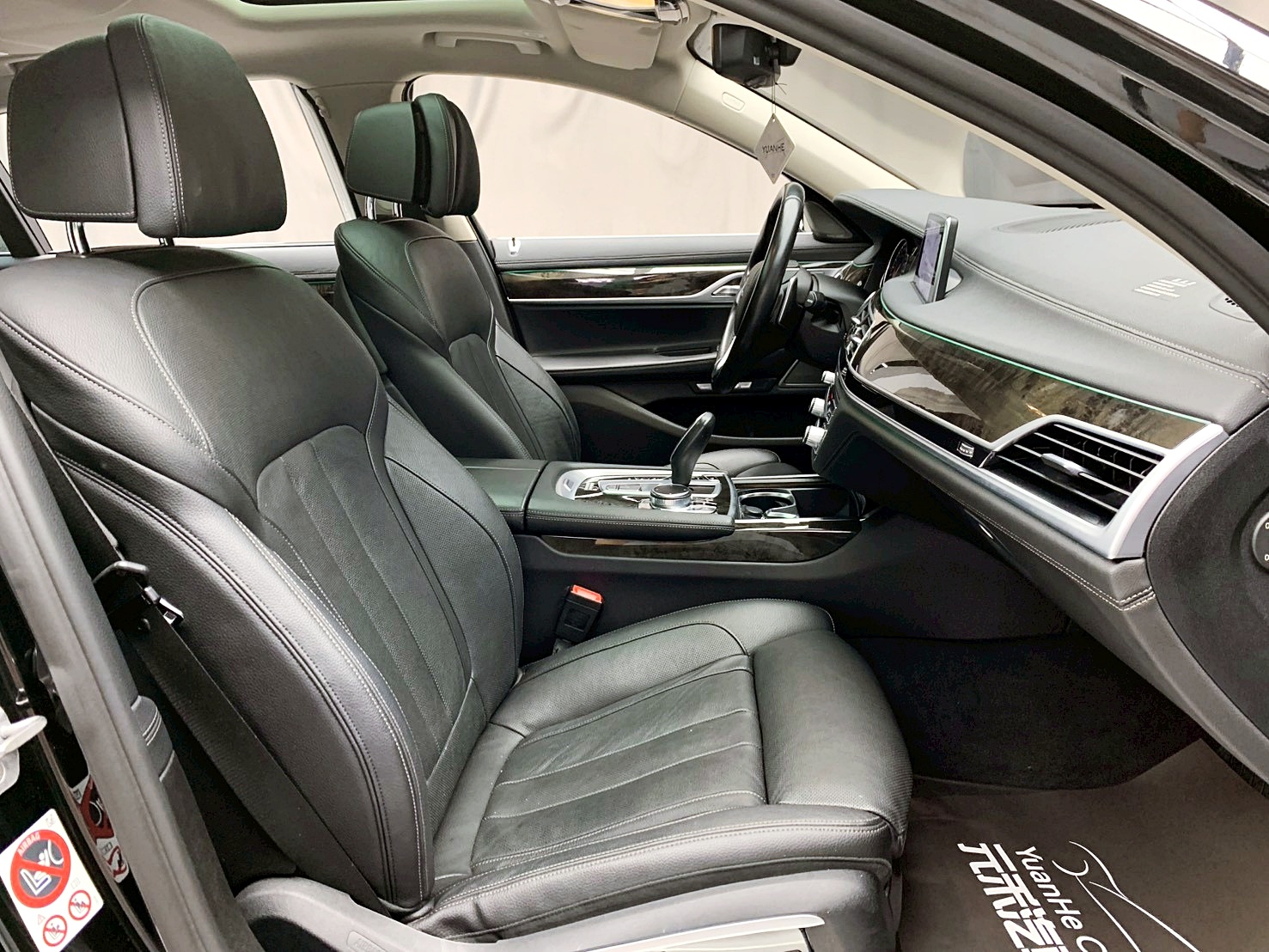 全台到府賞車 2016/17 BMW 740Li G12型『小李經理』元禾國際車業/中古車/促銷中  第12張相片