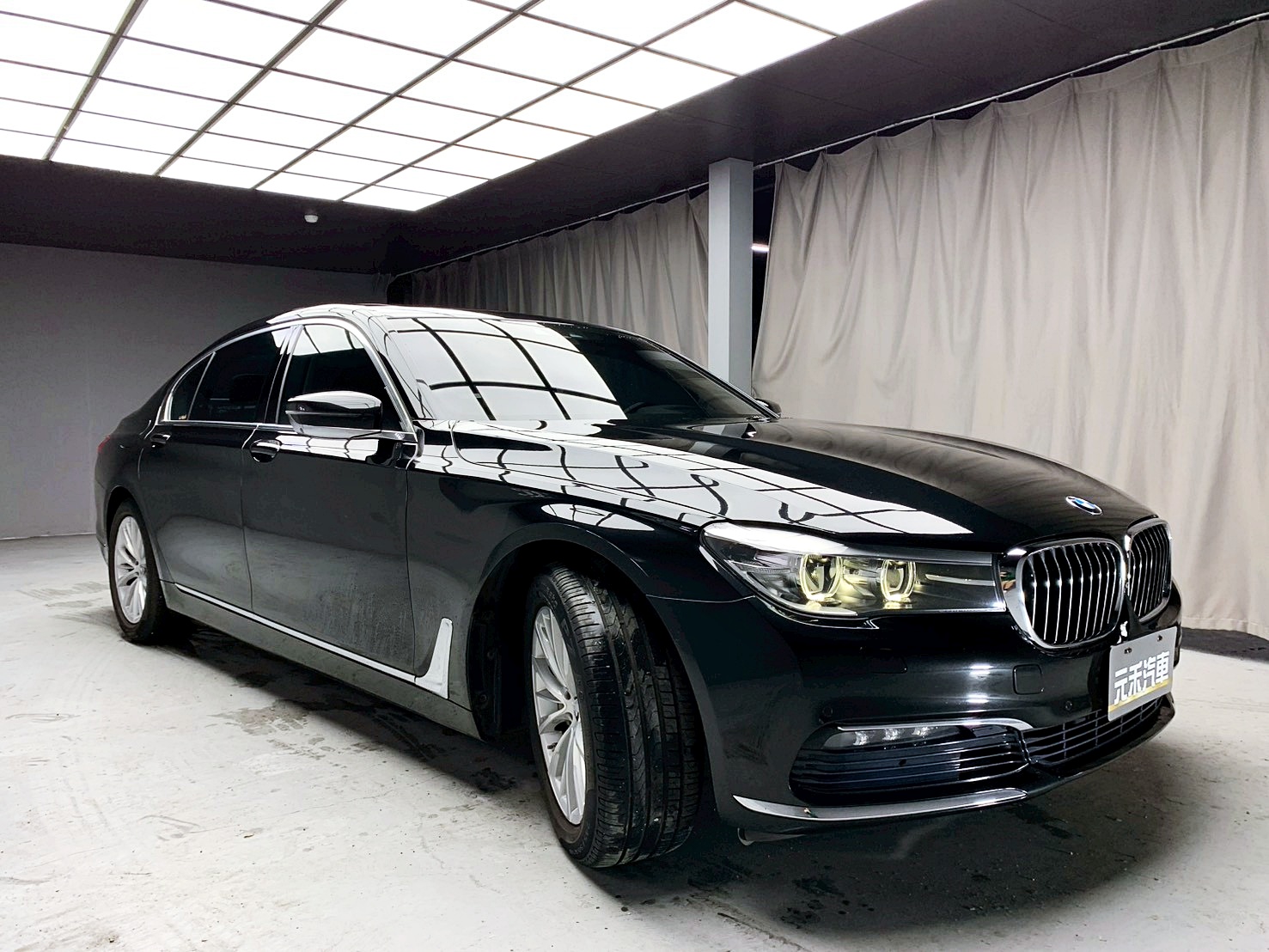 全台到府賞車 2016/17 BMW 740Li G12型『小李經理』元禾國際車業/中古車/促銷中  第19張相片