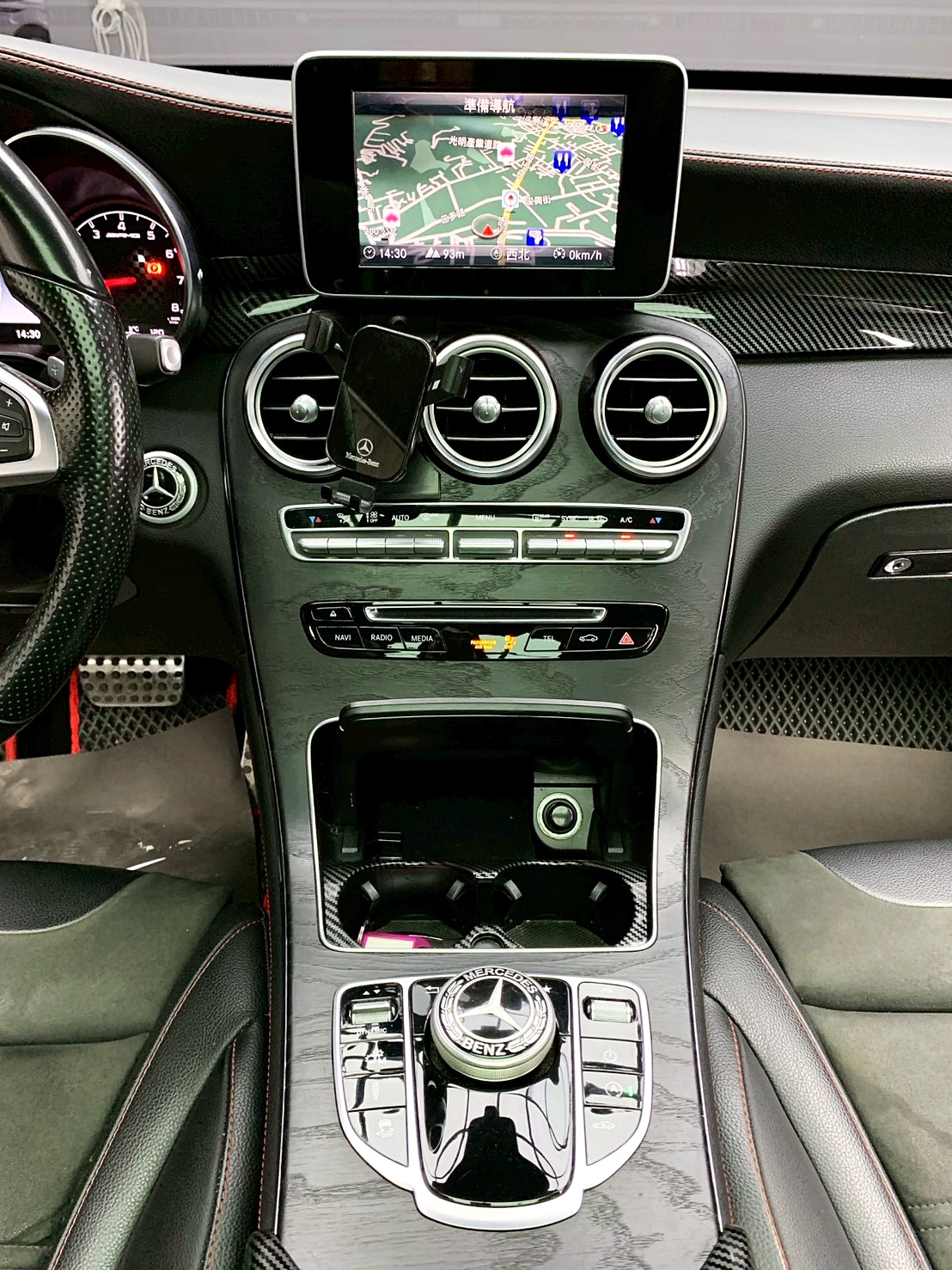 全台到府賞車 2018 Benz GLC43 AMG 4MATIC X253型『小李經理』元禾國際車業/中古車/促銷中  第8張相片