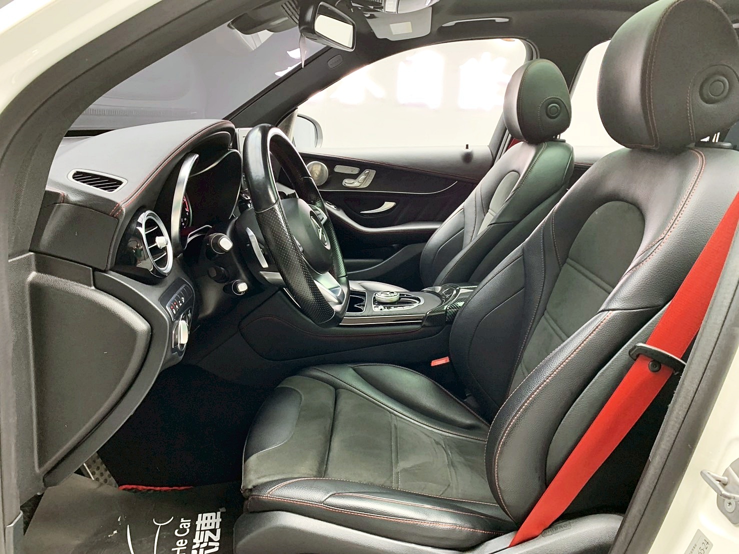 全台到府賞車 2018 Benz GLC43 AMG 4MATIC X253型『小李經理』元禾國際車業/中古車/促銷中  第15張相片