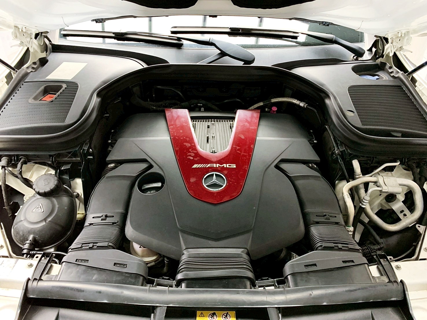 全台到府賞車 2018 Benz GLC43 AMG 4MATIC X253型『小李經理』元禾國際車業/中古車/促銷中  第16張相片