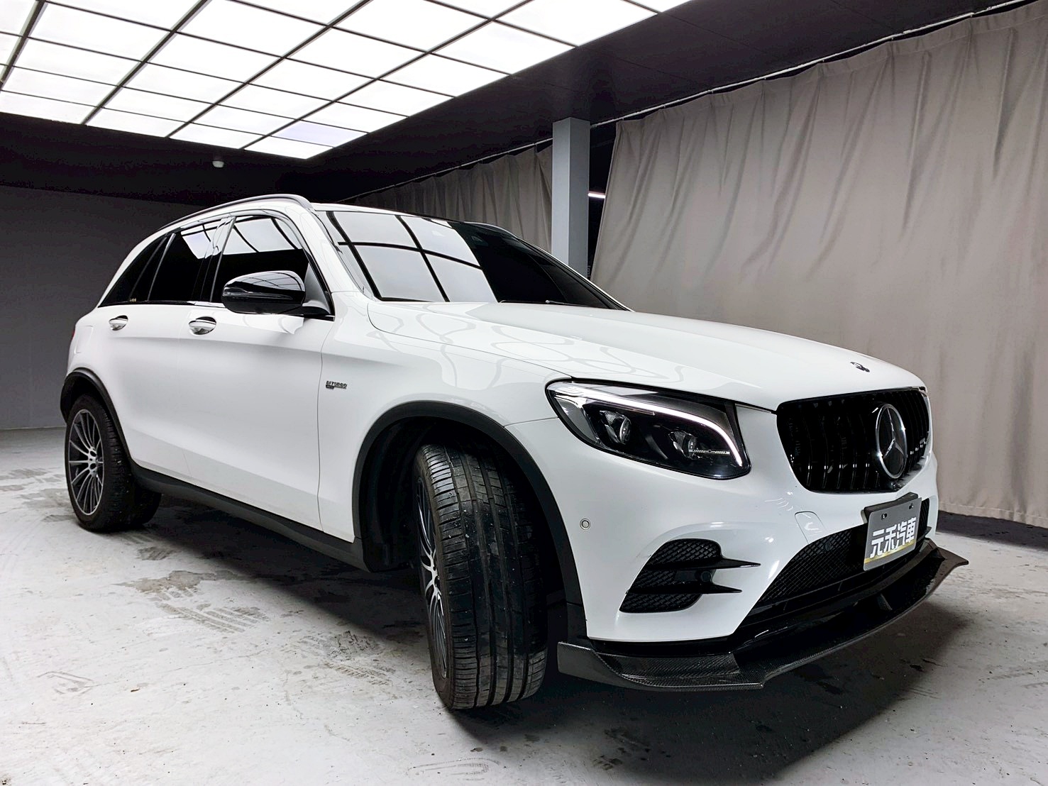 全台到府賞車 2018 Benz GLC43 AMG 4MATIC X253型『小李經理』元禾國際車業/中古車/促銷中  第19張相片