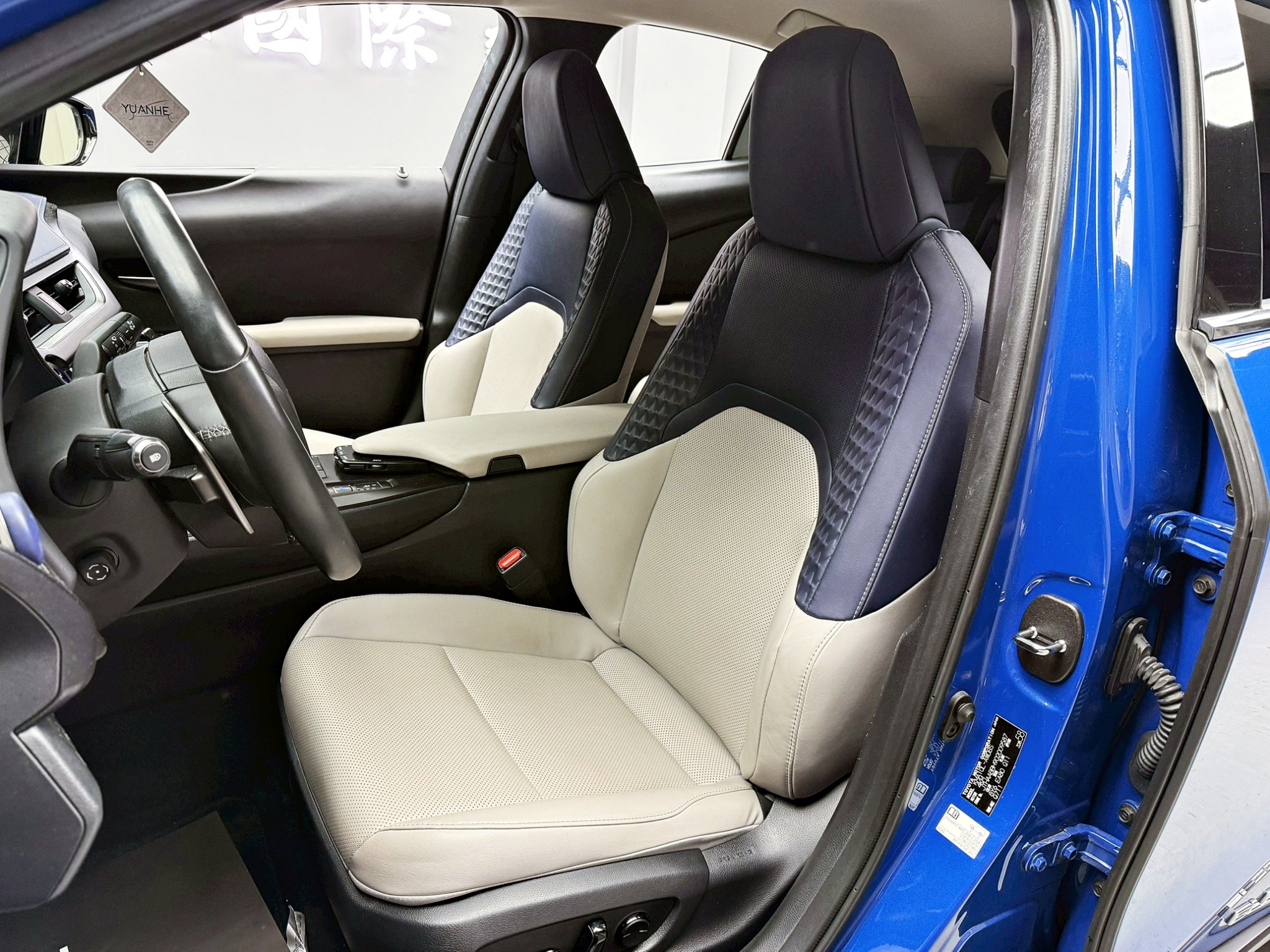 全台到府賞車 2022 Lexus UX300e 豪華版『小李經理』元禾國際車業/中古車/促銷中  第12張相片