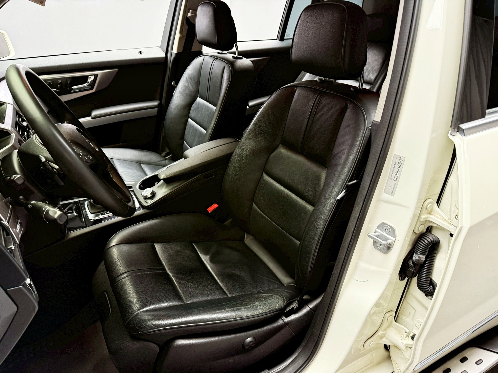 全台到府賞車 2011 Benz GLK300 4MATIC X204型『小李經理』元禾國際車業/中古車/促銷中  第11張相片