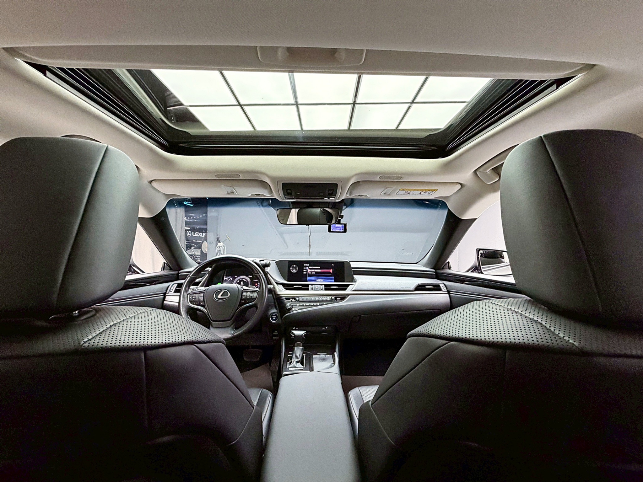 全台到府賞車 2019/20 Lexus ES300h 豪華版『小李經理』元禾國際車業/中古車/促銷中  第10張相片