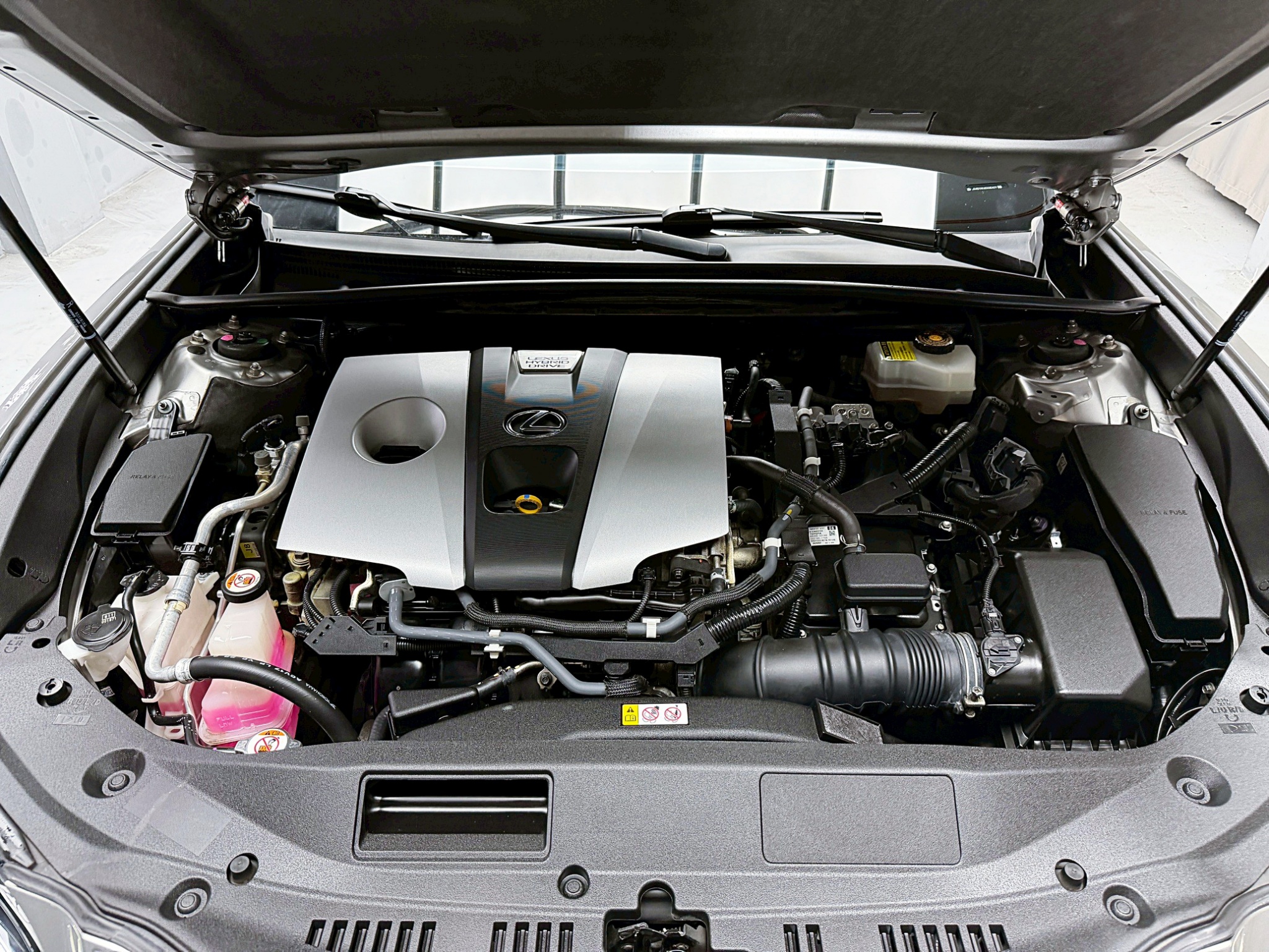 全台到府賞車 2019/20 Lexus ES300h 豪華版『小李經理』元禾國際車業/中古車/促銷中  第17張相片