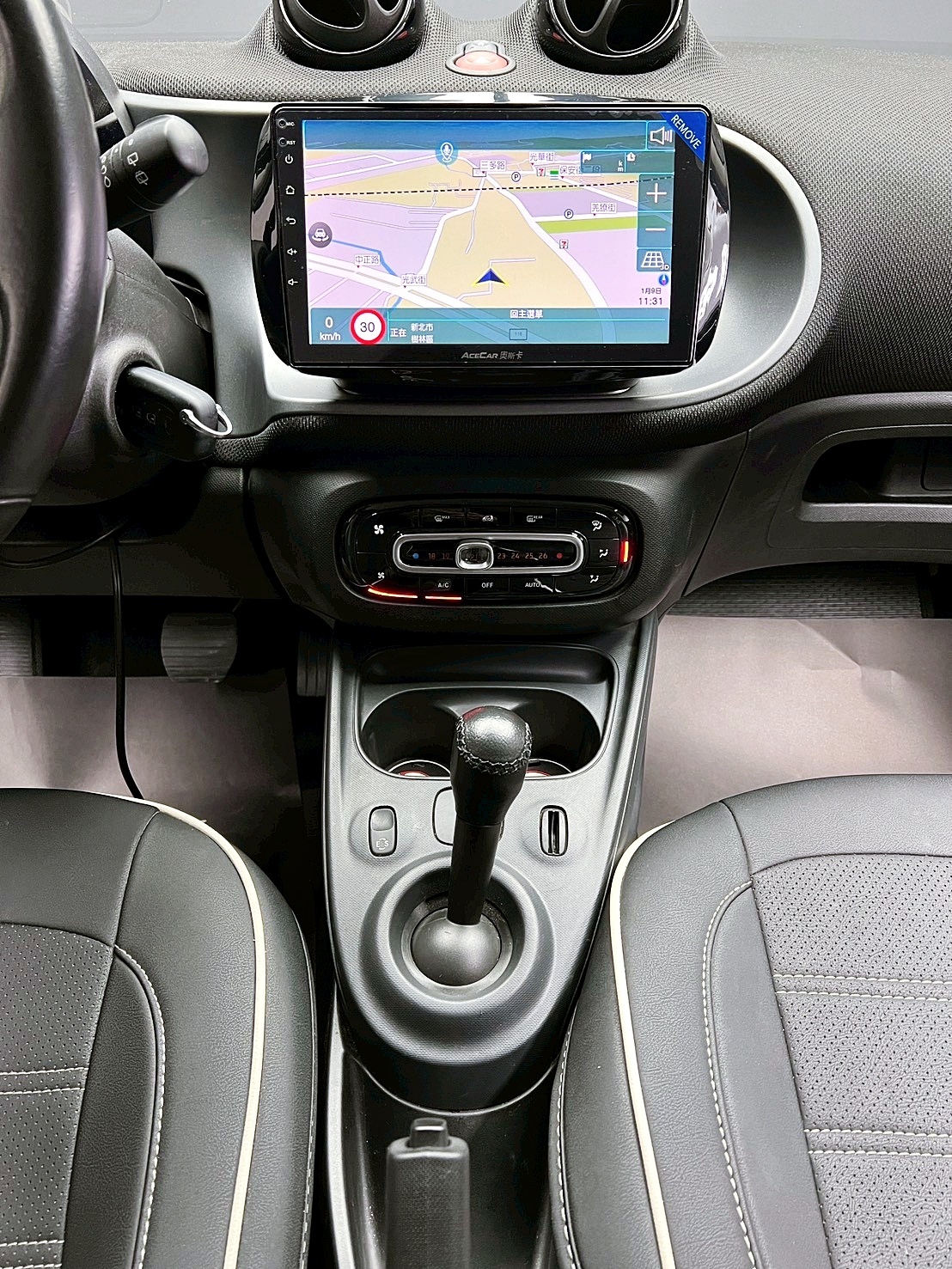 全台到府賞車 2017/18 Smart Forfour 66kW Passion『小李經理』元禾國際車業/中古車/促銷中  第8張相片