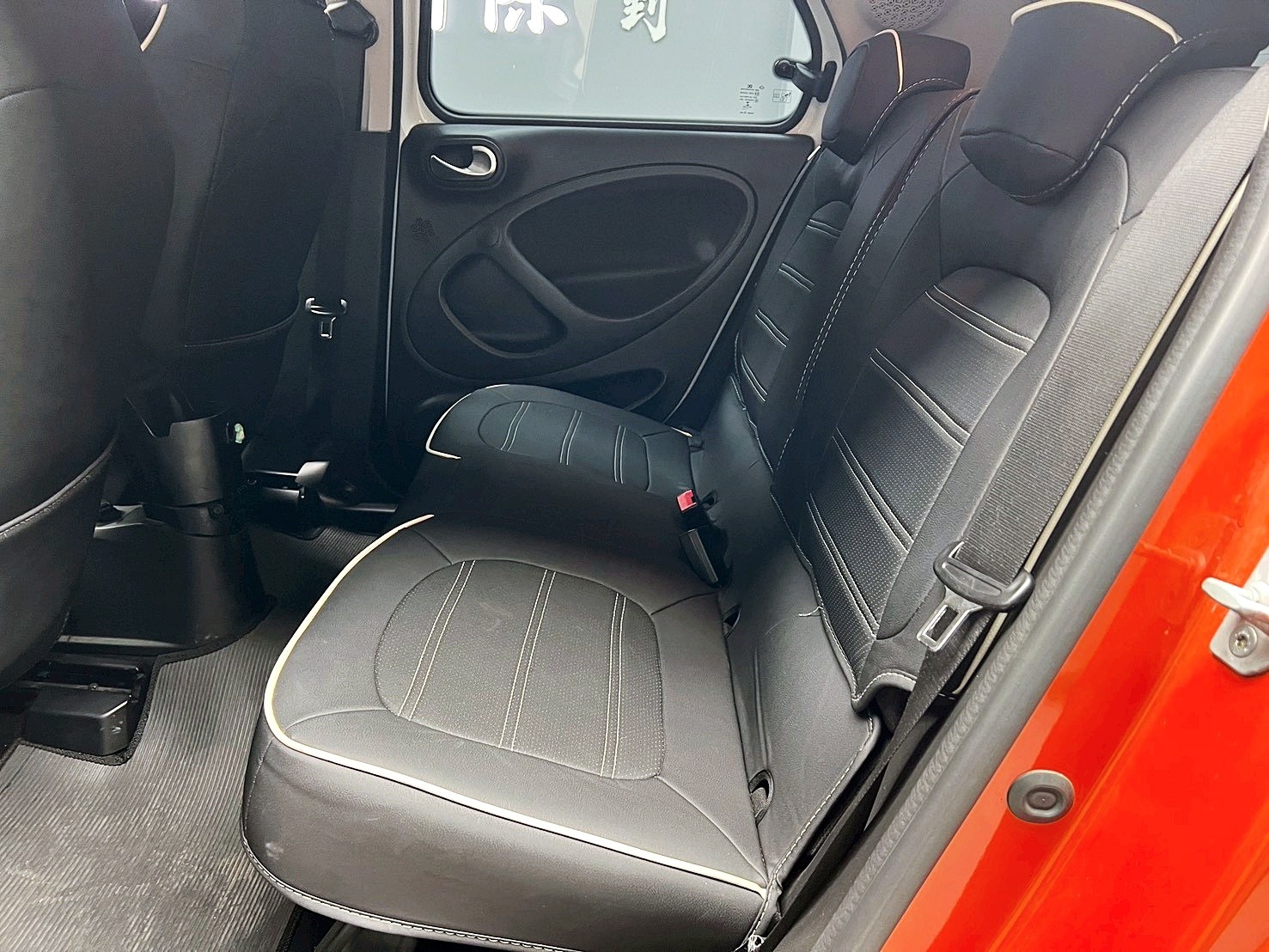 全台到府賞車 2017/18 Smart Forfour 66kW Passion『小李經理』元禾國際車業/中古車/促銷中  第12張相片