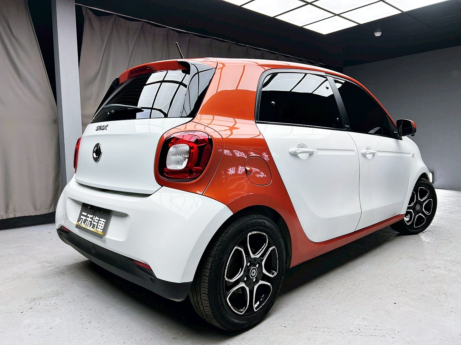 全台到府賞車 2017/18 Smart Forfour 66kW Passion『小李經理』元禾國際車業/中古車/促銷中  第17張相片