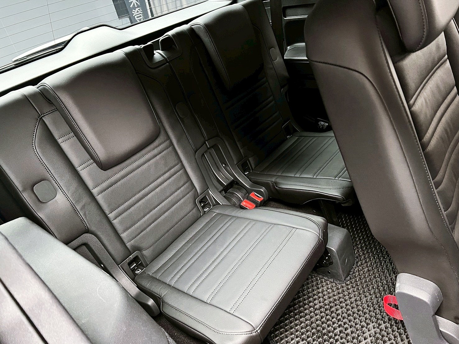 全台到府賞車 2022/23 Volkswagen Touran 280TSI Elegance 七人座『小李經理』元禾國際車業/中古車/促銷中  第10張相片