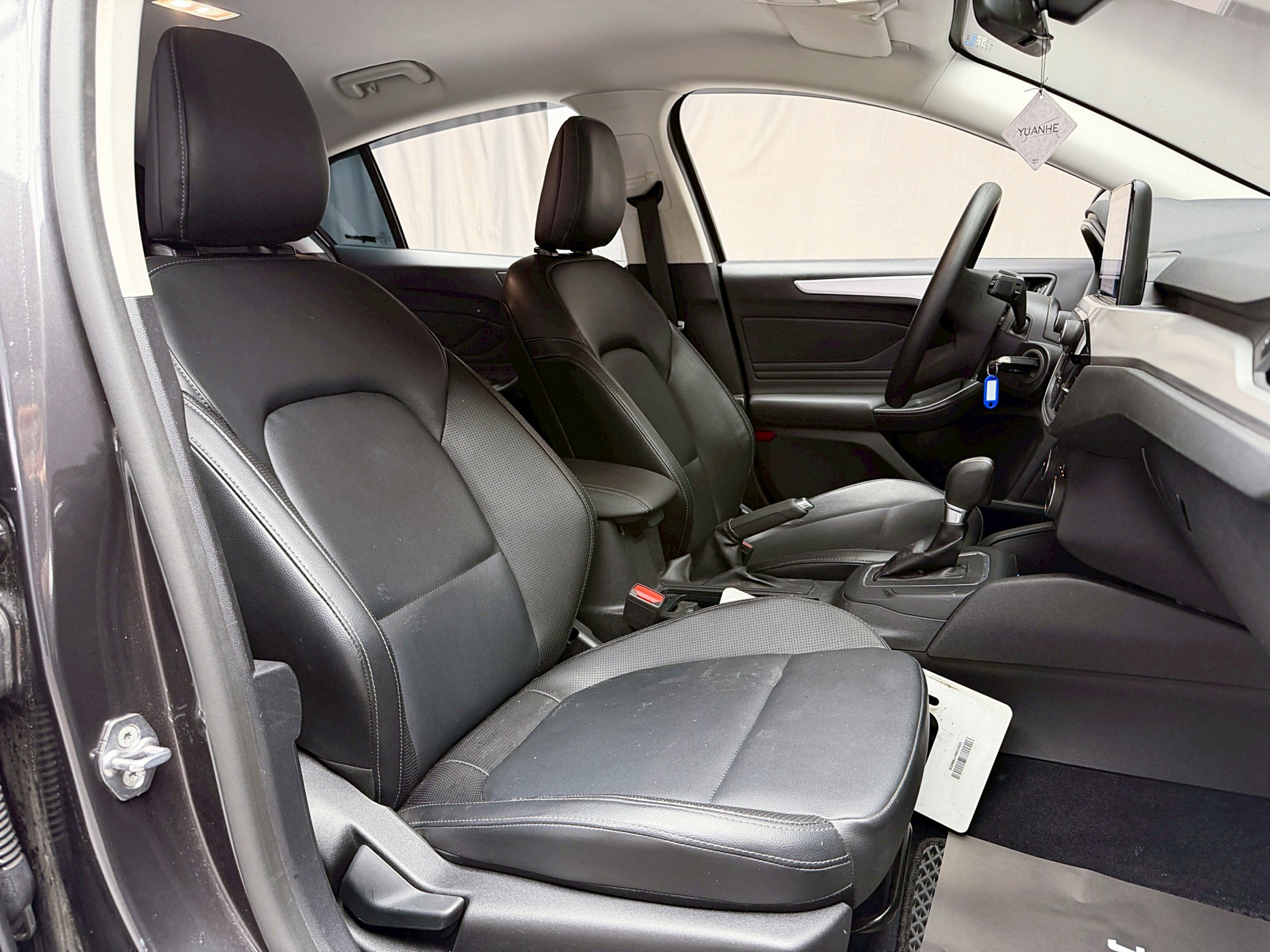 全台到府賞車 2022 Ford Focus 5D Ti-VCT 成真型『小李經理』元禾國際車業/中古車/促銷中  第9張相片