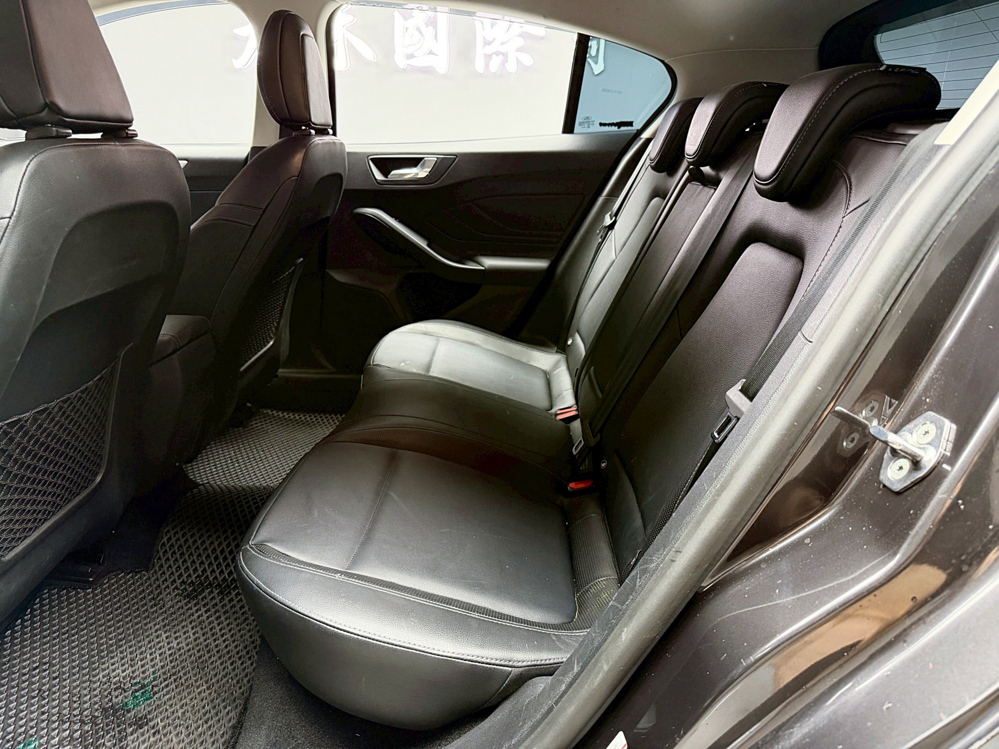 全台到府賞車 2022 Ford Focus 5D Ti-VCT 成真型『小李經理』元禾國際車業/中古車/促銷中  第11張相片
