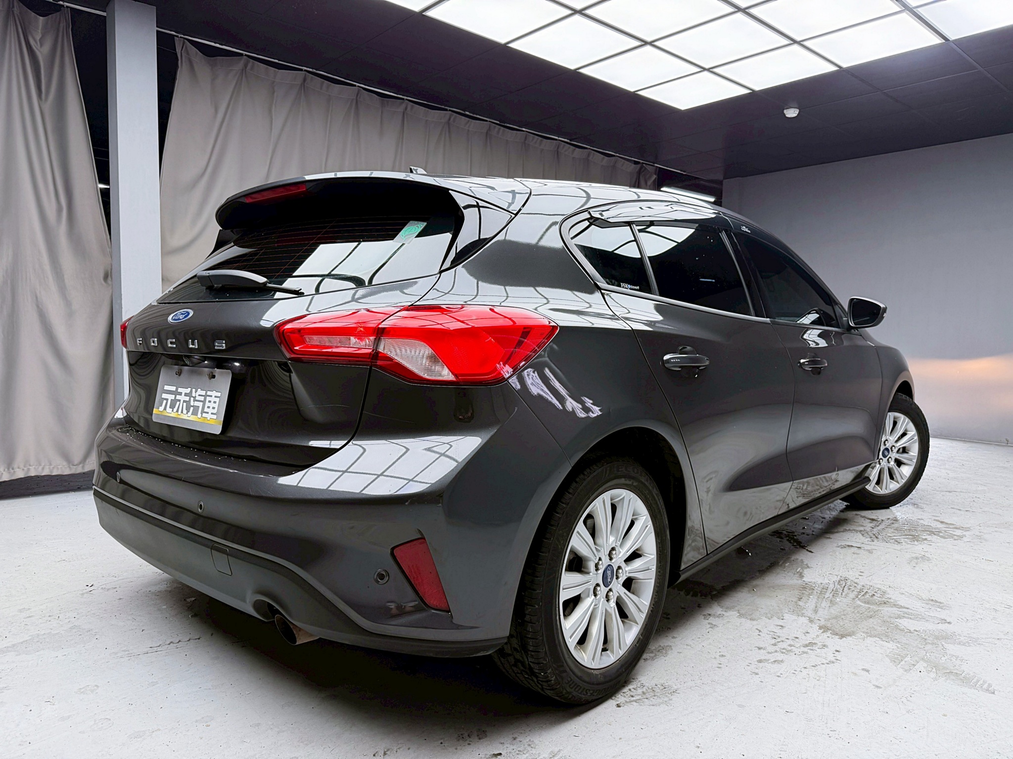全台到府賞車 2022 Ford Focus 5D Ti-VCT 成真型『小李經理』元禾國際車業/中古車/促銷中  第16張相片