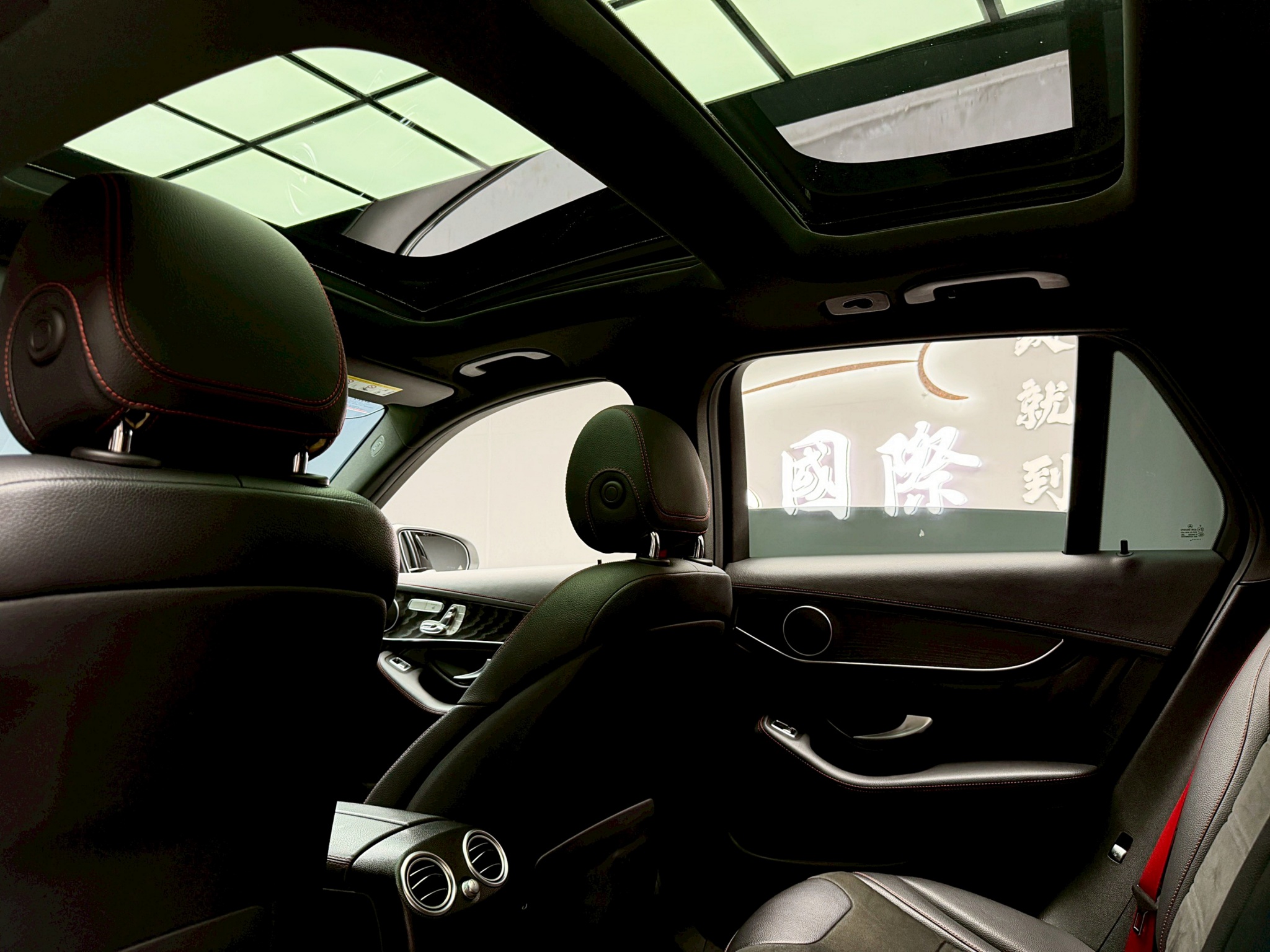 全台到府賞車 2018 Benz GLC43 AMG 4MATIC X253型『小李經理』元禾國際車業/中古車/促銷中  第9張相片