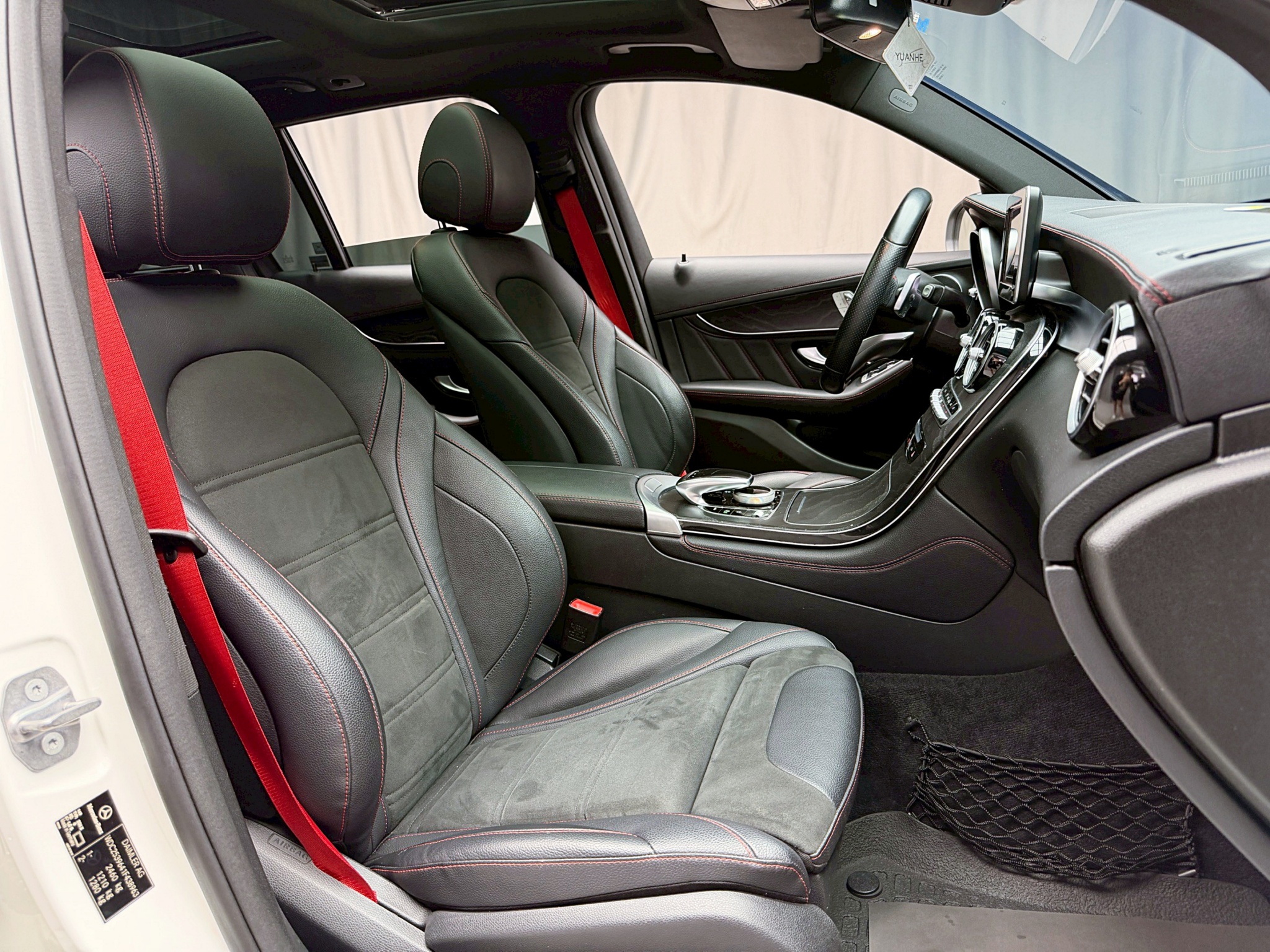 全台到府賞車 2018 Benz GLC43 AMG 4MATIC X253型『小李經理』元禾國際車業/中古車/促銷中  第11張相片