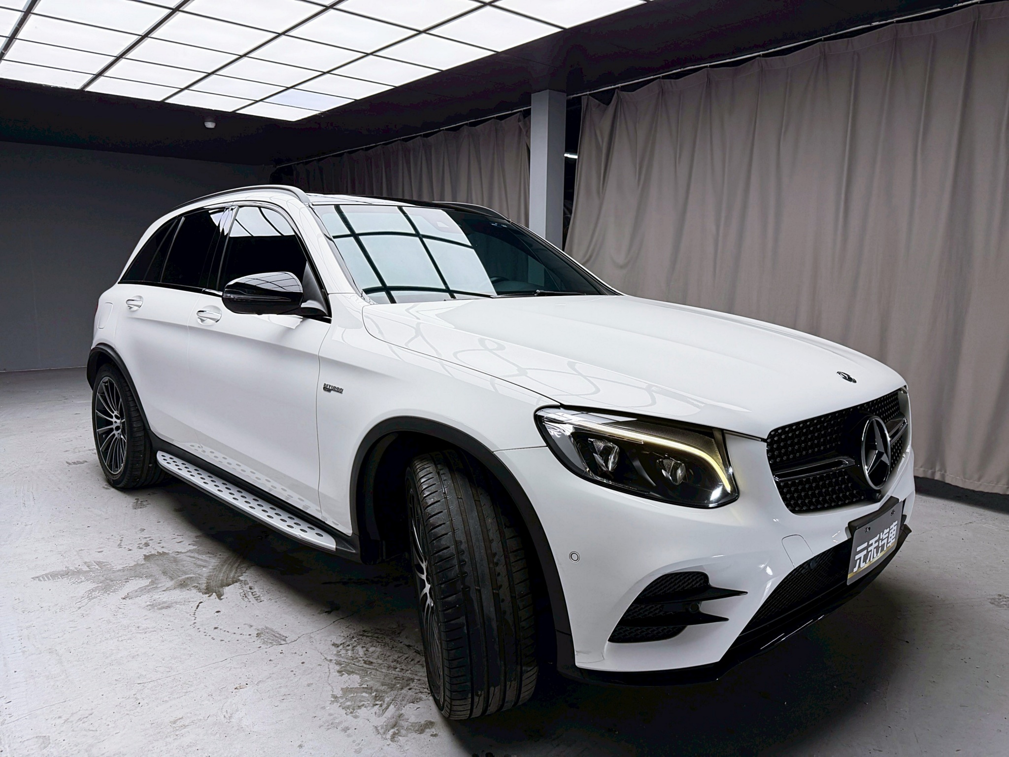 全台到府賞車 2018 Benz GLC43 AMG 4MATIC X253型『小李經理』元禾國際車業/中古車/促銷中  第17張相片