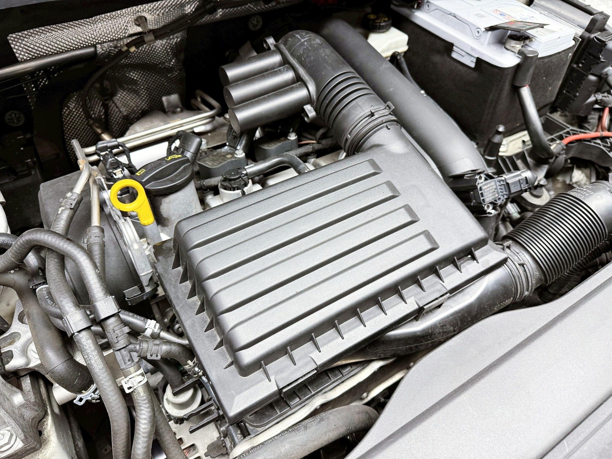 全台到府賞車 2017 Volkswagen Touran 280TSI Comfortline 七人座『小李經理』元禾國際車業/中古車/促銷中  第18張相片