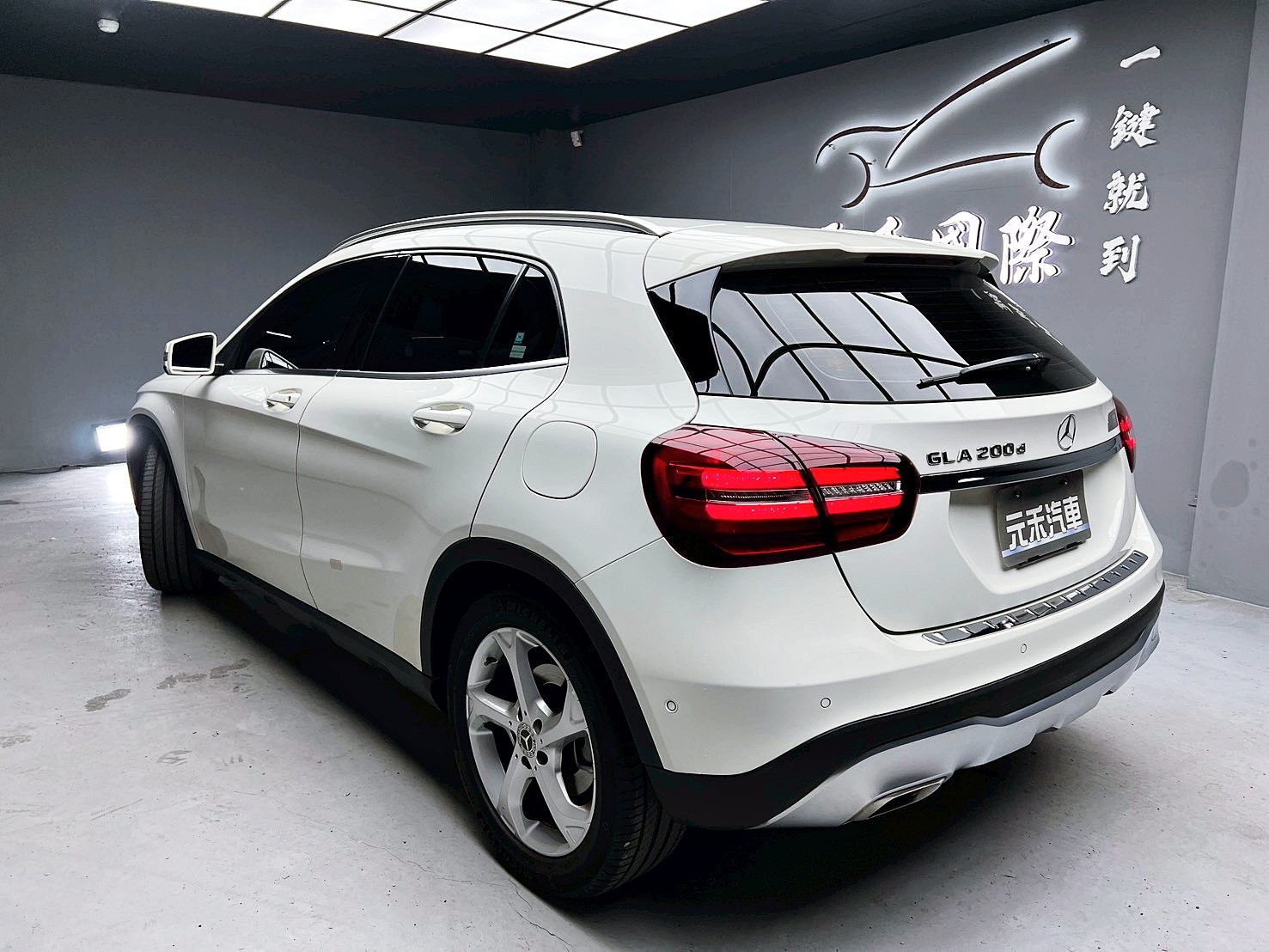 全台到府賞車 2017 Benz GLA200d X156型『小李經理』元禾國際車業/中古車/促銷中  第3張相片