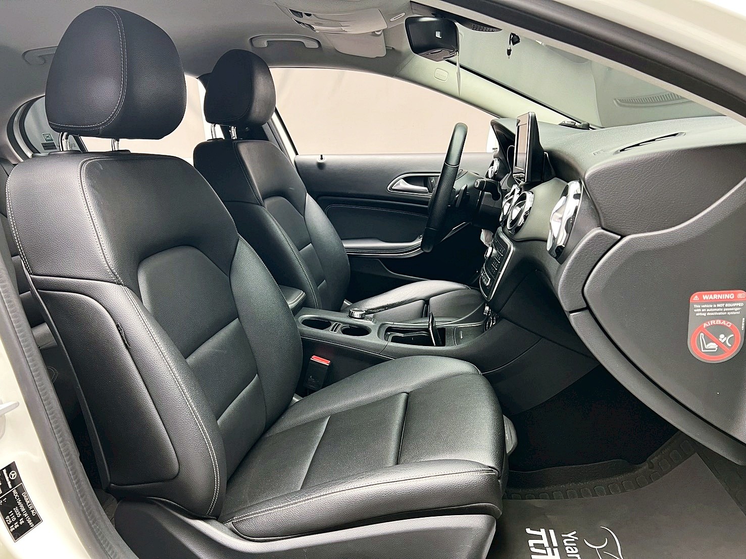 全台到府賞車 2017 Benz GLA200d X156型『小李經理』元禾國際車業/中古車/促銷中  第9張相片