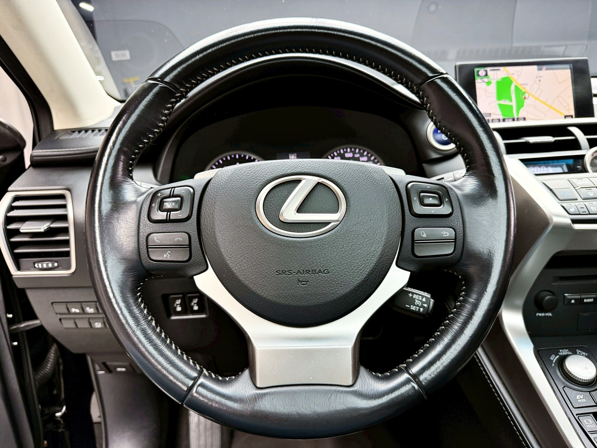 全台到府賞車 2015 Lexus NX300h 旗艦版『小李經理』元禾國際車業/中古車/促銷中  第9張相片