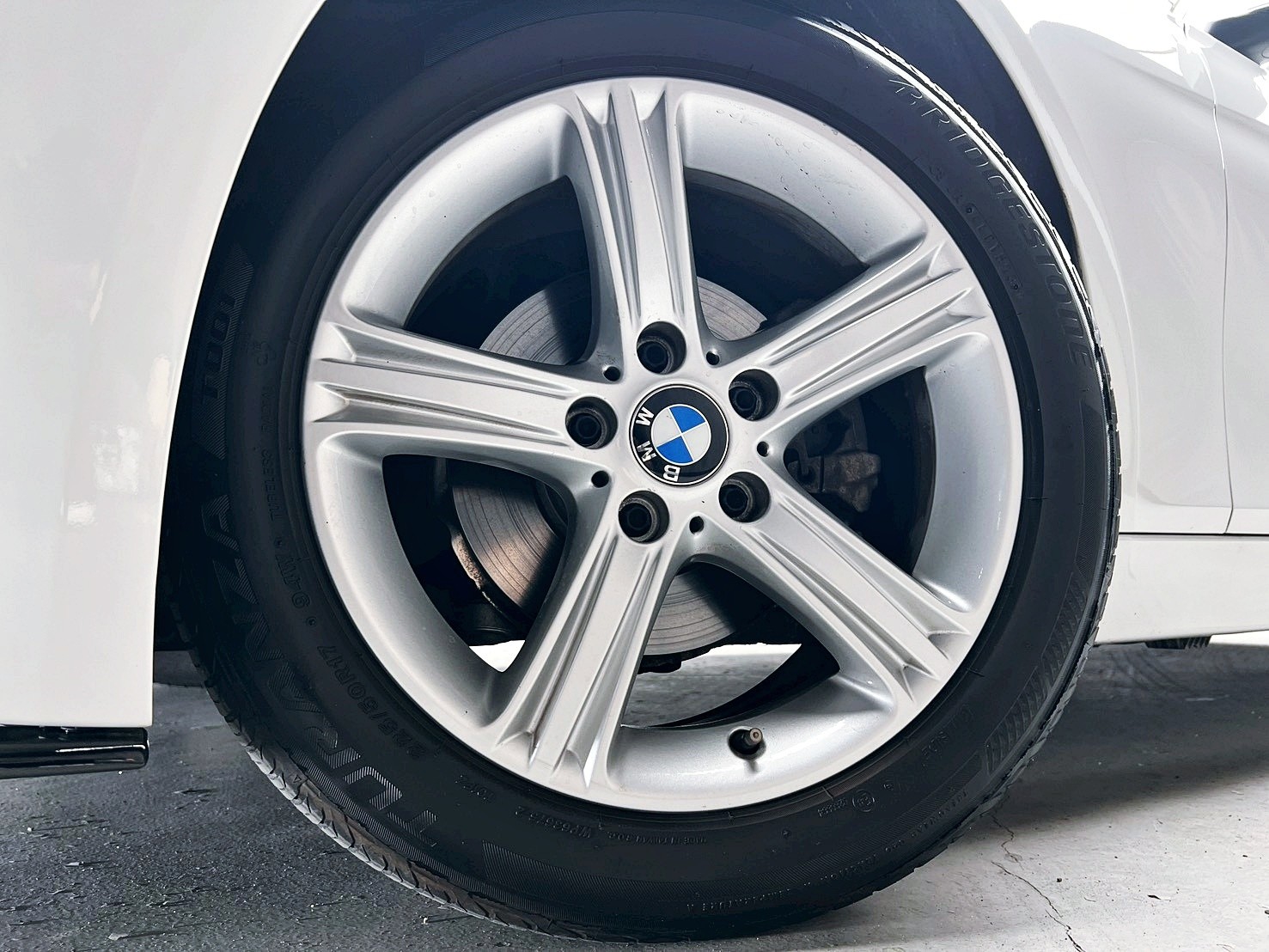 全台到府賞車 2015 BMW 320i Sedan F30型『小李經理』元禾國際車業/中古車/促銷中  第13張相片