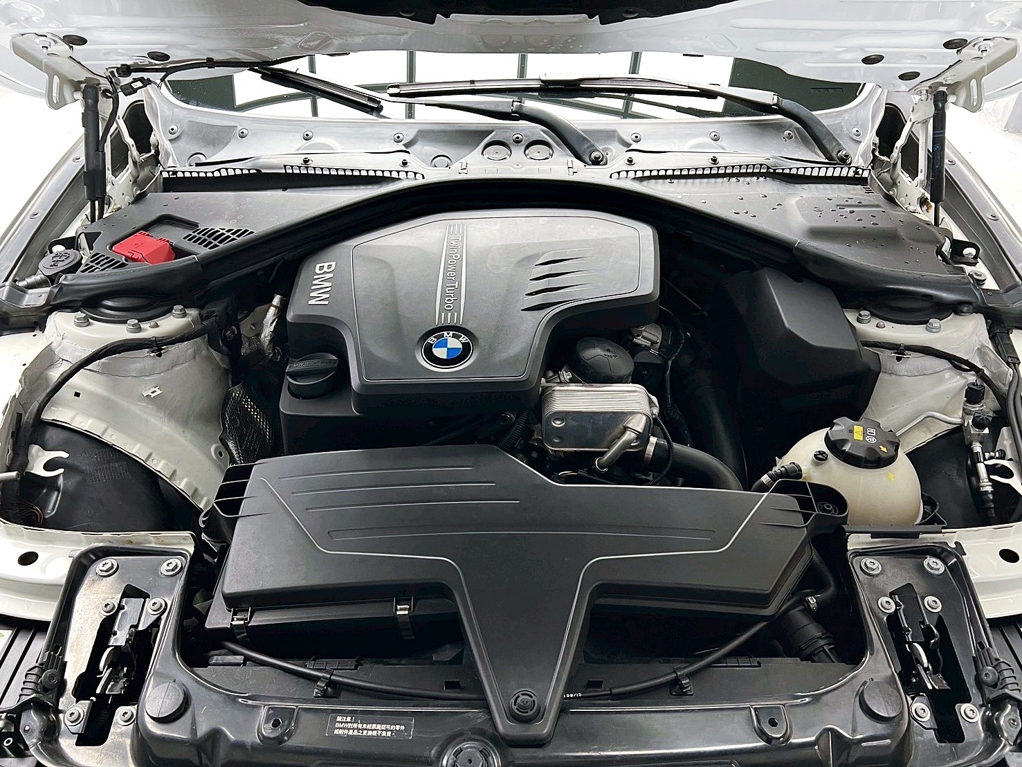 全台到府賞車 2015 BMW 320i Sedan F30型『小李經理』元禾國際車業/中古車/促銷中  第14張相片