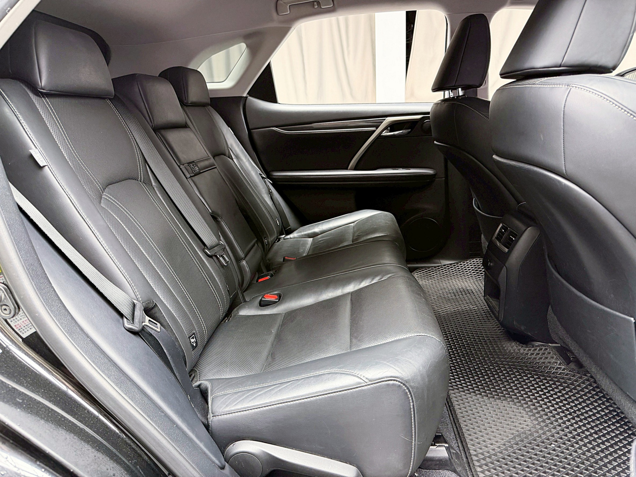 全台到府賞車 2016 Lexus RX200t 豪華版『小李經理』元禾國際車業/中古車/促銷中  第12張相片