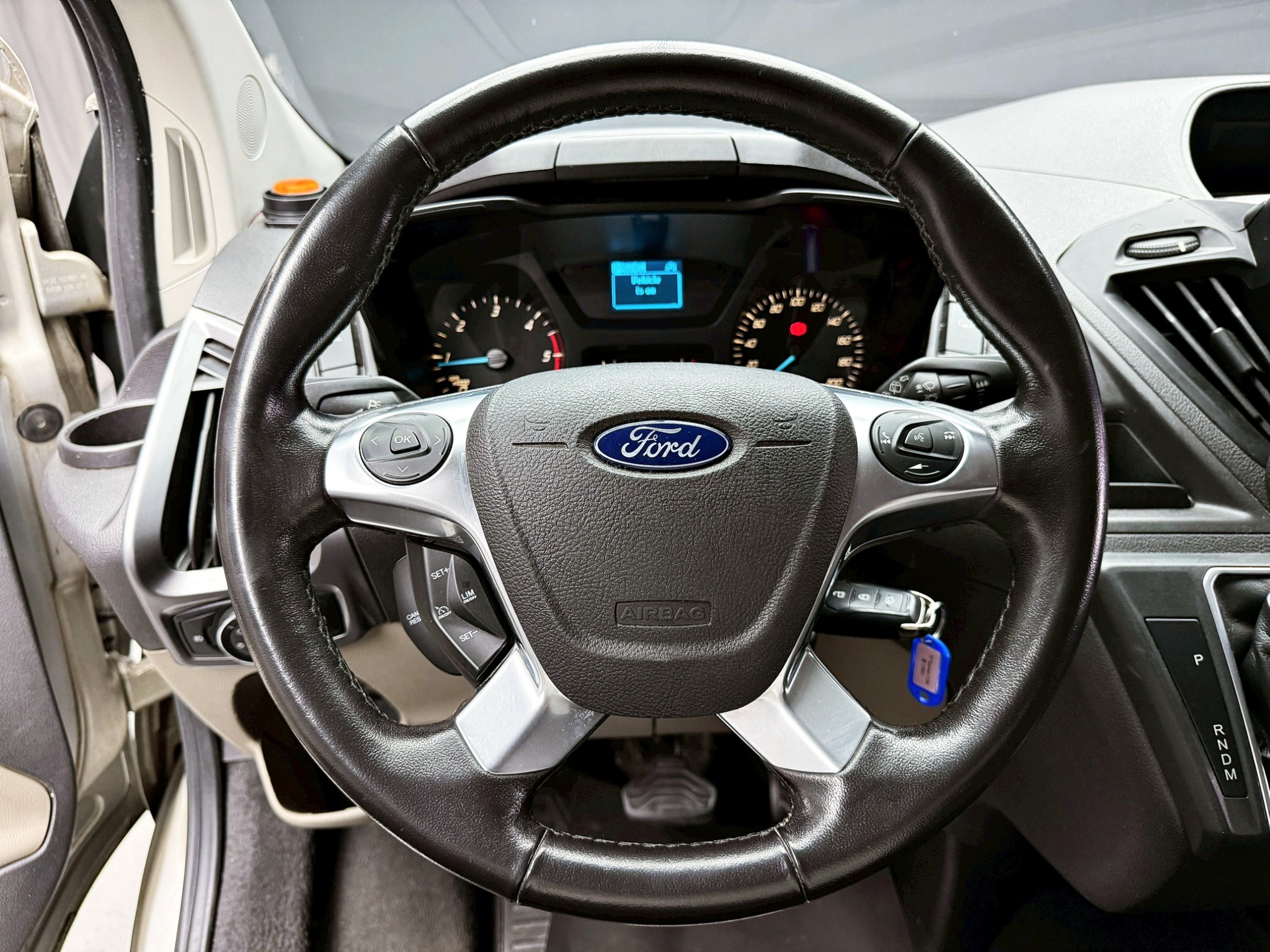 全台到府賞車 2017 Ford Tourneo Custom 九人座尊爵型 (福祉車)『小李經理』元禾國際車業/中古車/促銷中  第7張相片