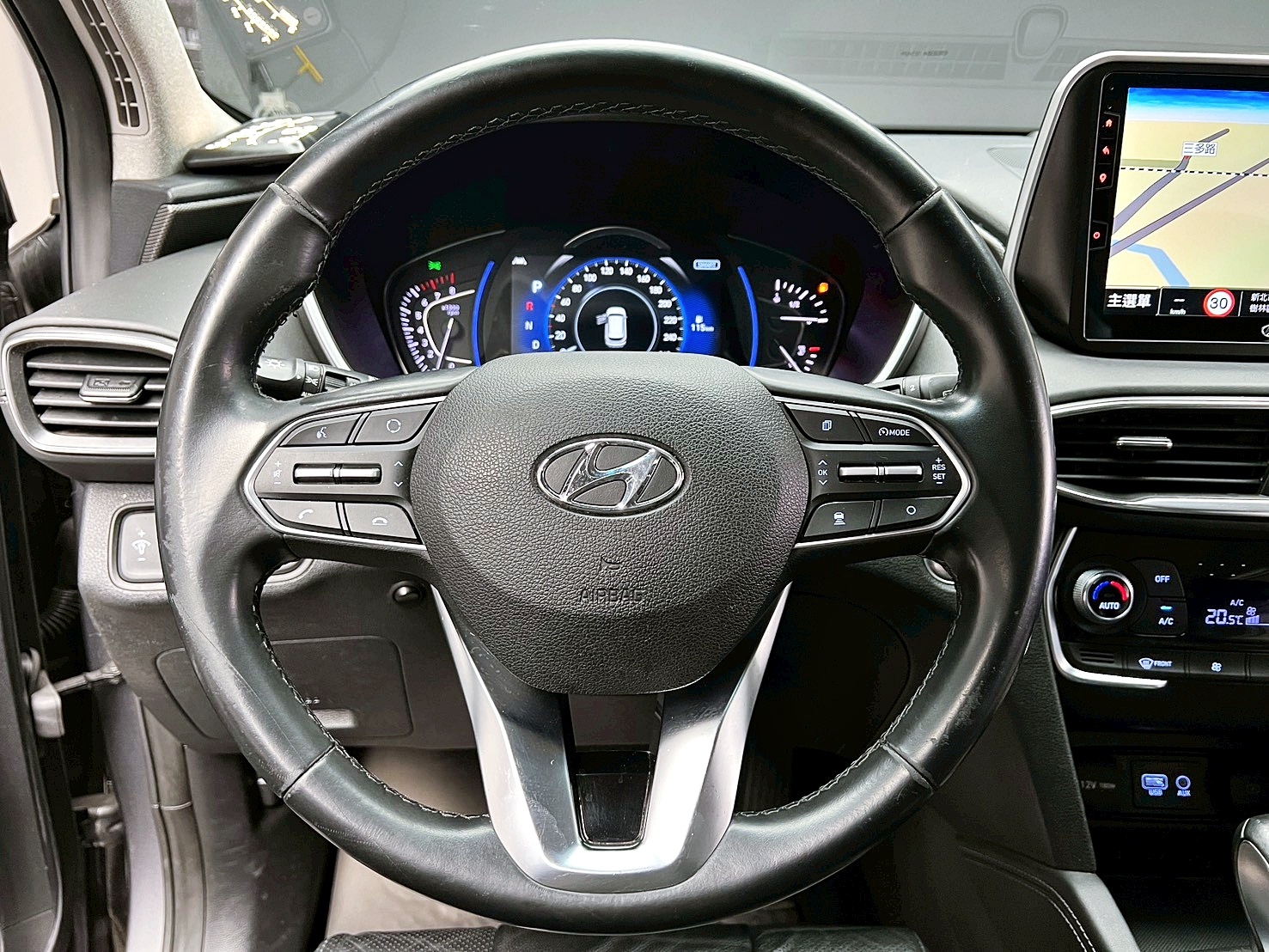 全台到府賞車 2020 Hyundai SantaFe 七人座旗艦版『小李經理』元禾國際車業/中古車/促銷中  第7張相片