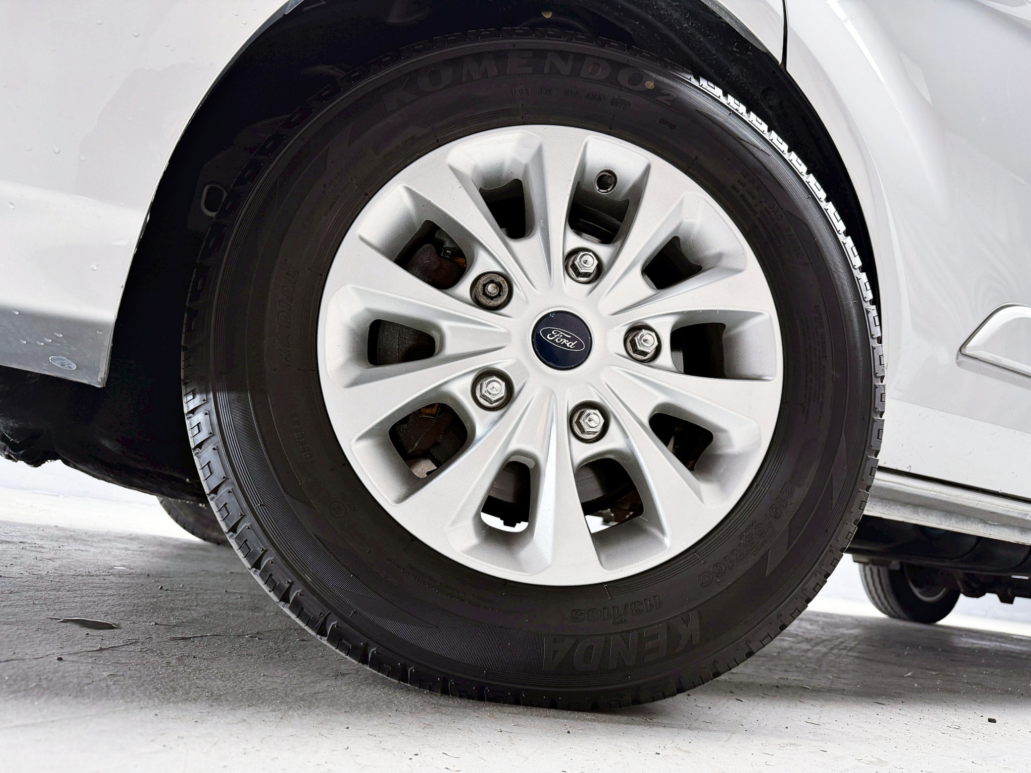 全台到府賞車 2018/19 Ford Tourneo Custom 八人座長軸豪華型『小李經理』元禾國際車業/中古車/促銷中  第14張相片