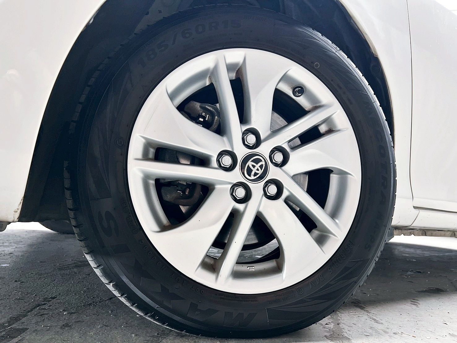 全台到府賞車 2018 Toyota Sienta 7人座豪華版『小李經理』元禾國際車業/中古車/促銷中  第13張相片