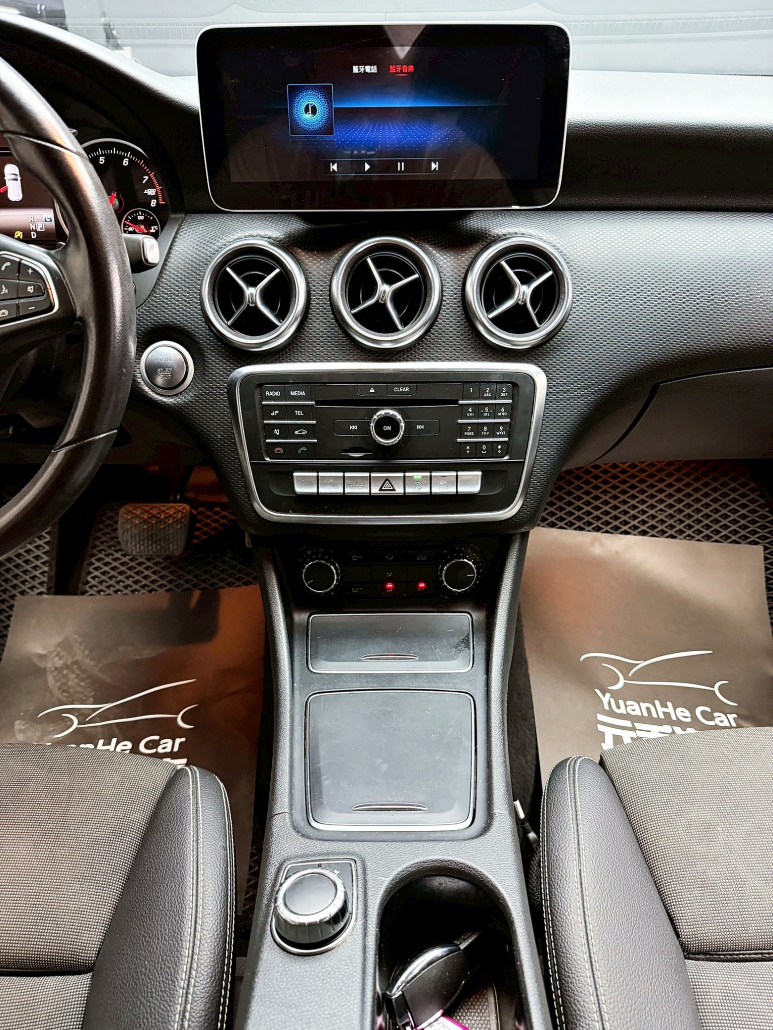 全台到府賞車 2017 Benz A180 W176型『小李經理』元禾國際車業/中古車/促銷中  第9張相片