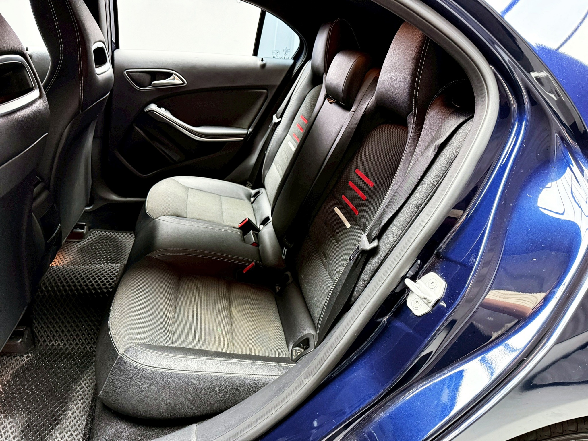 全台到府賞車 2017 Benz A180 W176型『小李經理』元禾國際車業/中古車/促銷中  第12張相片