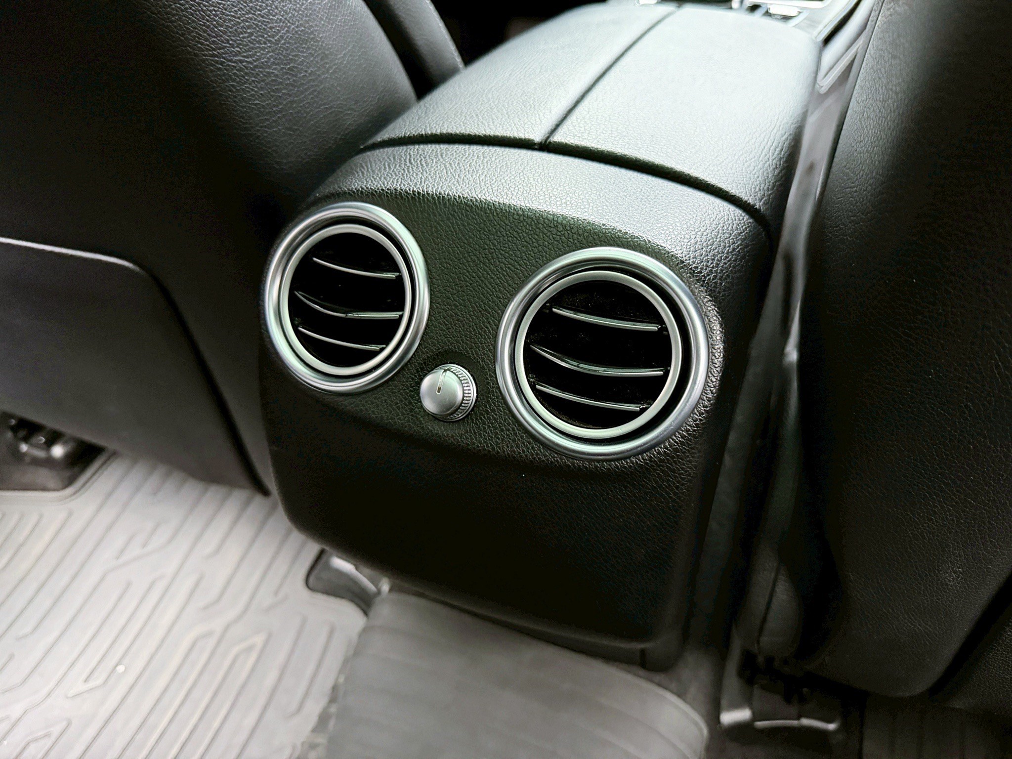 全台到府賞車 2016 Benz GLC300 AMG X253型『小李經理』元禾國際車業/中古車/促銷中  第8張相片