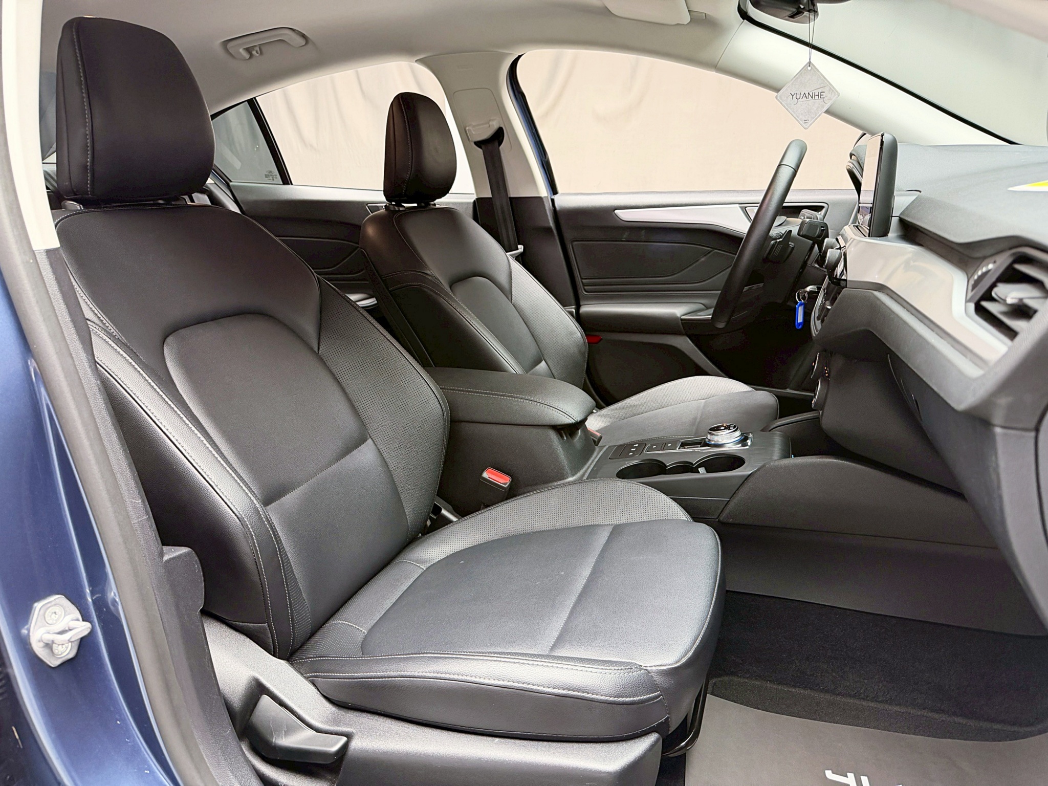 全台到府賞車 2021/22 Ford Focus 4D EcoBoost 182匹 Lv2超質型『小李經理』元禾國際車業/中古車/促銷中  第11張相片