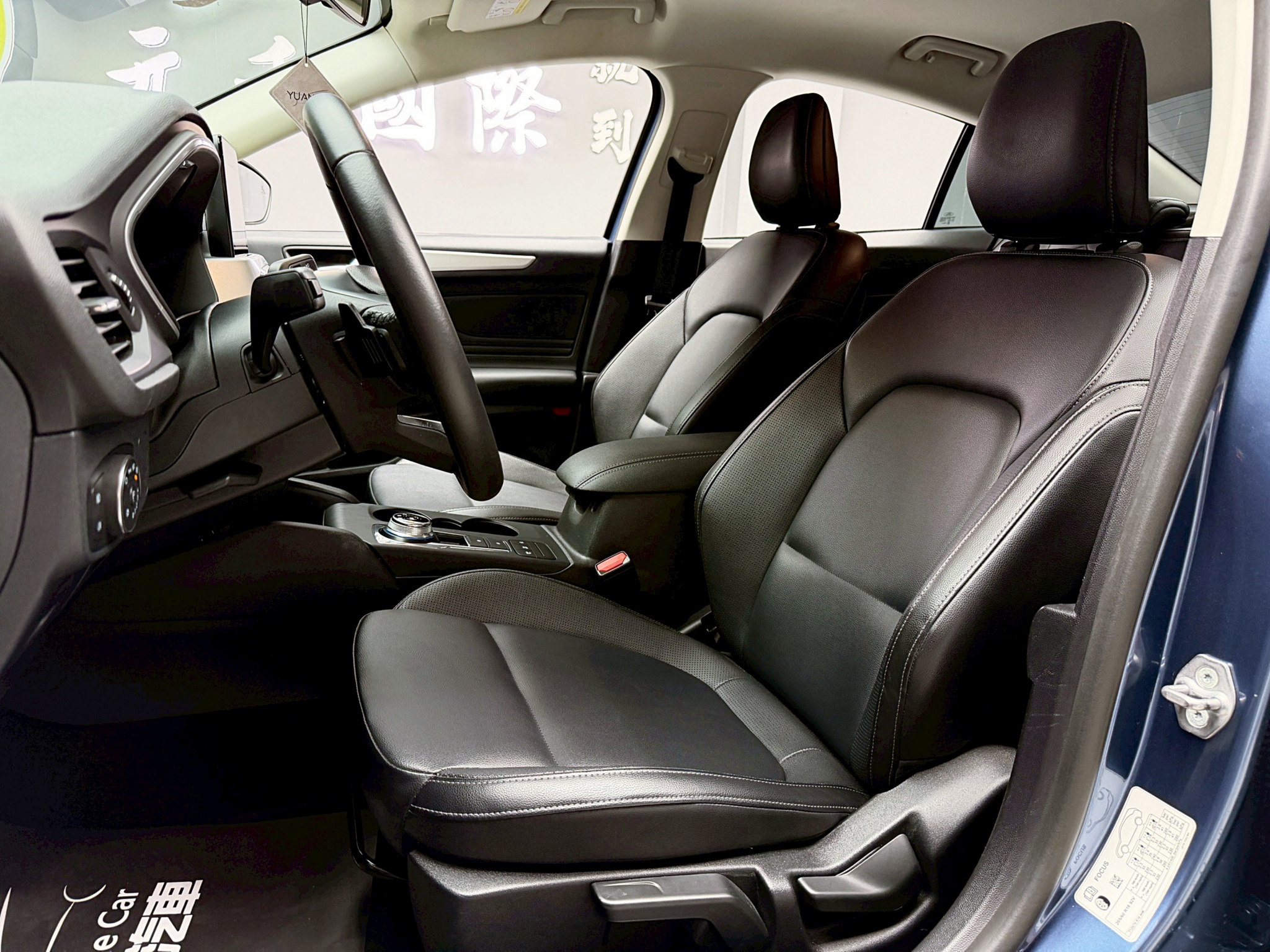 全台到府賞車 2021/22 Ford Focus 4D EcoBoost 182匹 Lv2超質型『小李經理』元禾國際車業/中古車/促銷中  第15張相片