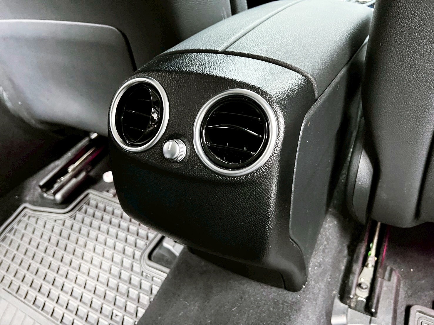 全台到府賞車 2022 Benz GLC200 4MATIC X253型『小李經理』元禾國際車業/中古車/促銷中  第11張相片