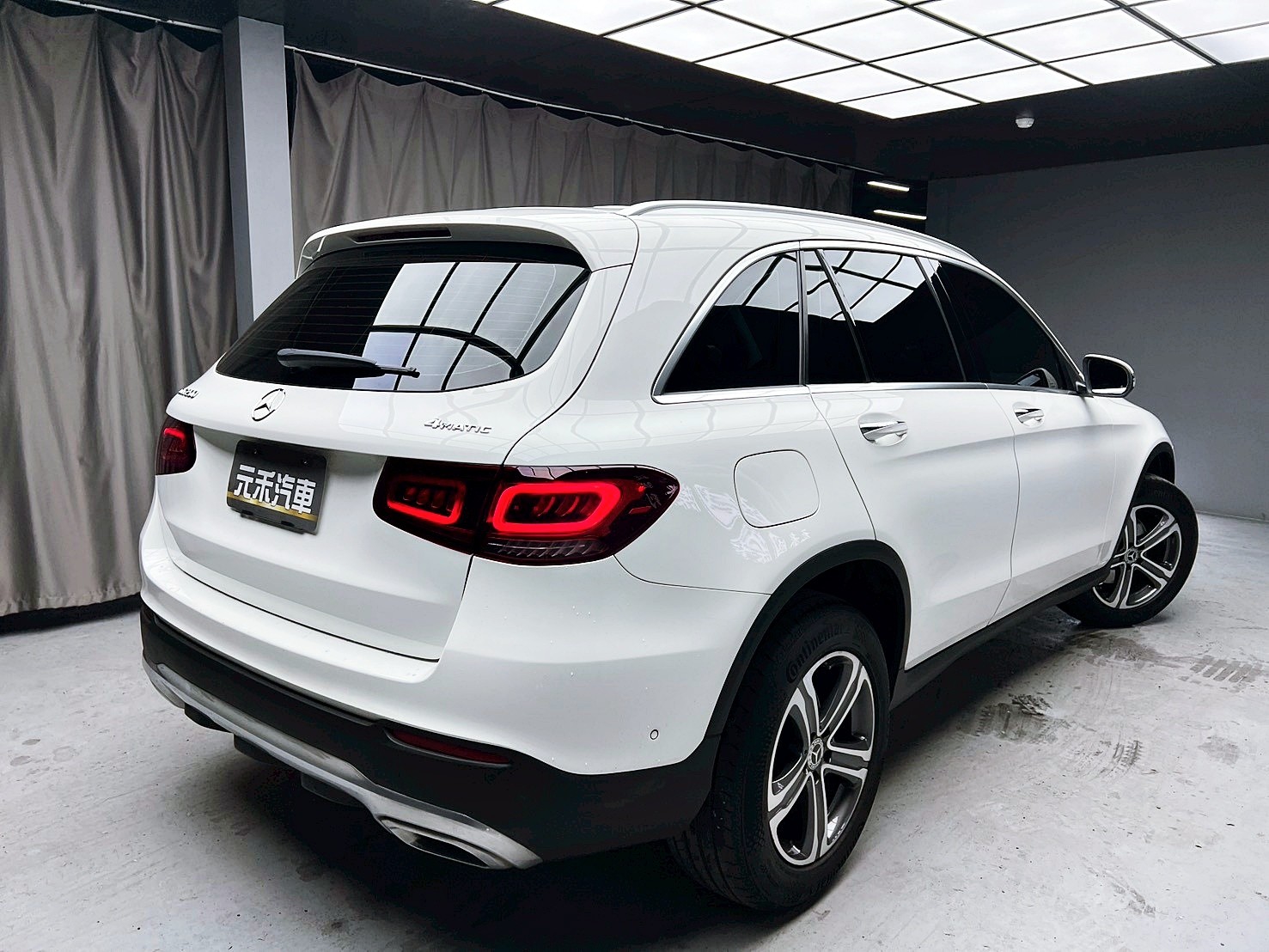 全台到府賞車 2022 Benz GLC200 4MATIC X253型『小李經理』元禾國際車業/中古車/促銷中  第18張相片