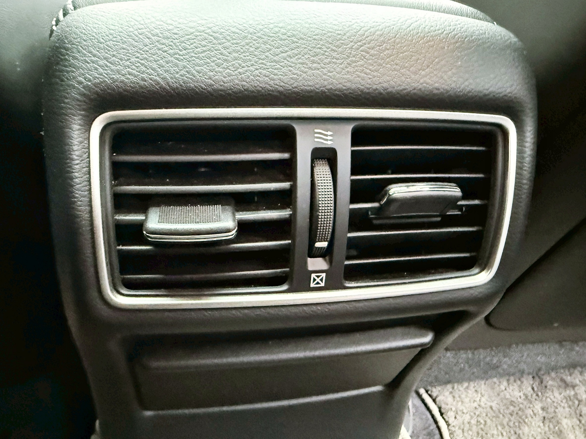 全台到府賞車 2016 Infiniti Q50 旗艦款『小李經理』元禾國際車業/中古車/促銷中  第12張相片