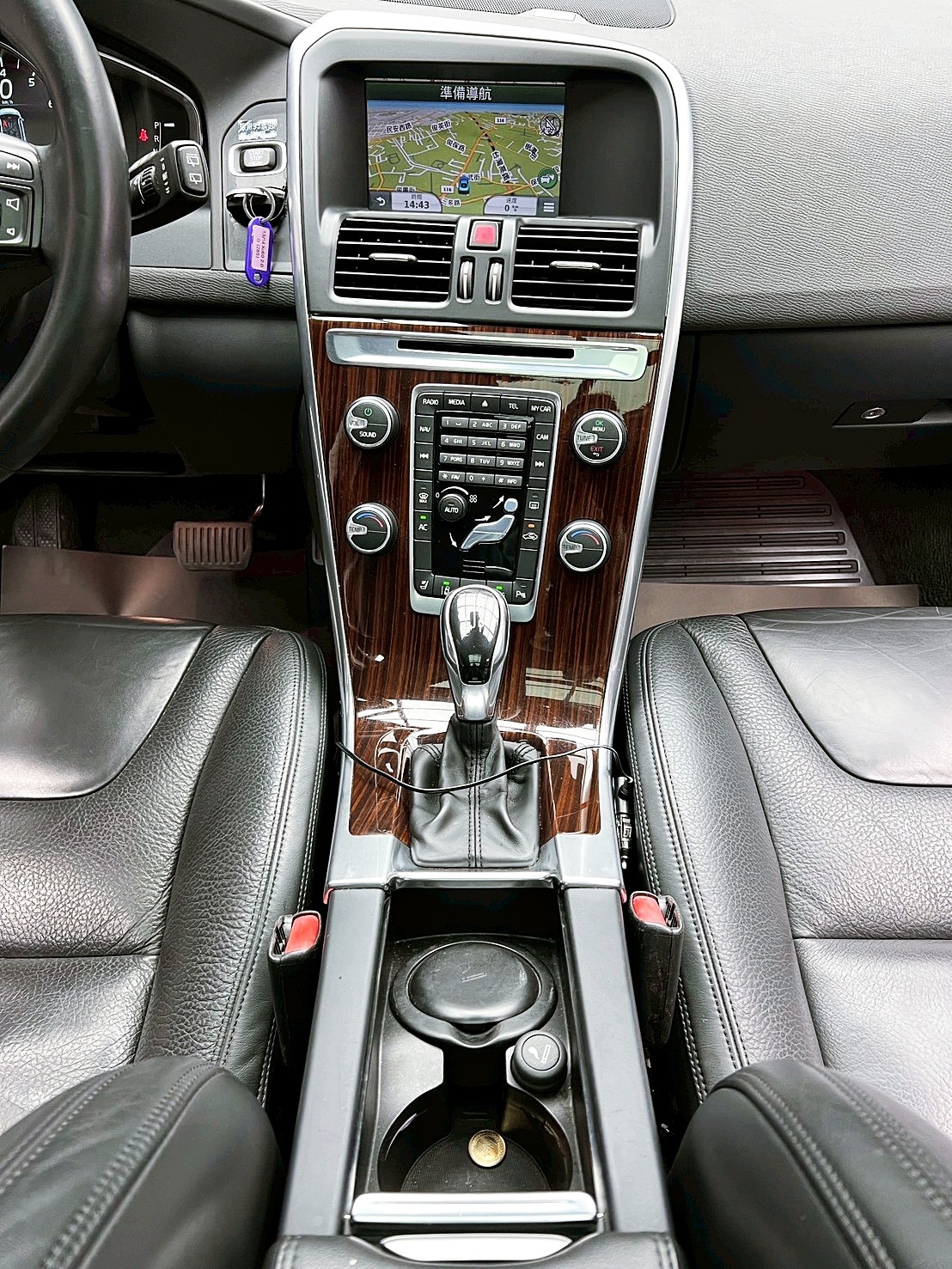 全台到府賞車 2013/14 Volvo XC60 T5 旗艦版『小李經理』元禾國際車業/中古車/促銷中  第8張相片