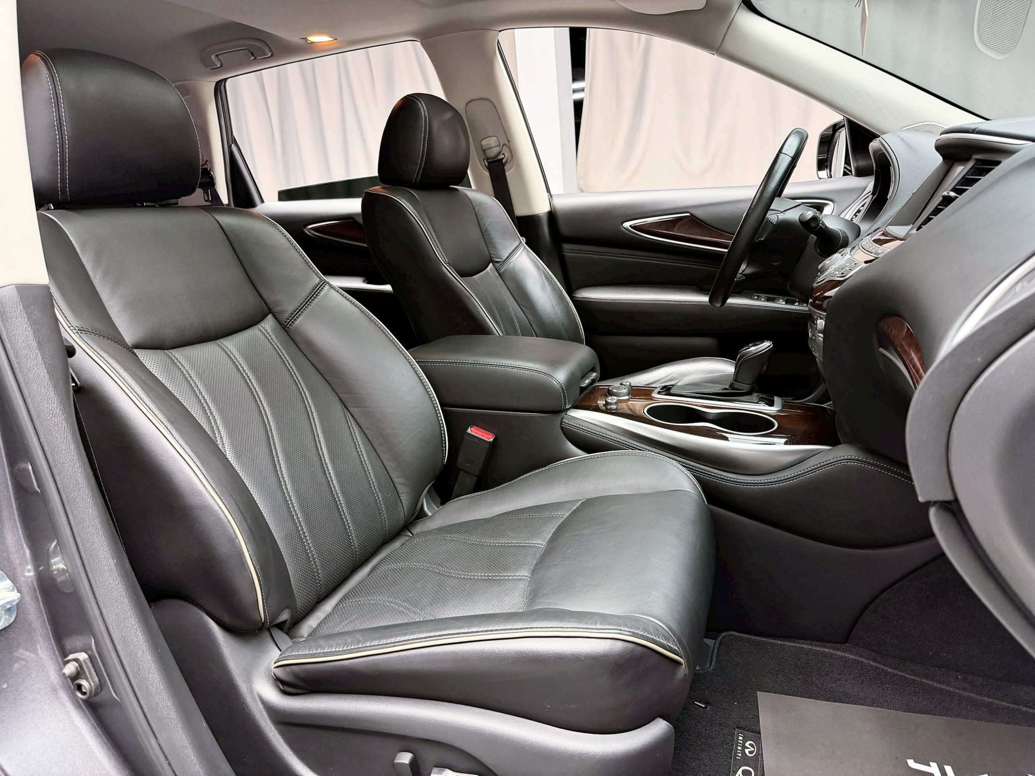 全台到府賞車 2017 Infiniti QX60 V6七人座豪華款『小李經理』元禾國際車業/中古車/促銷中  第12張相片