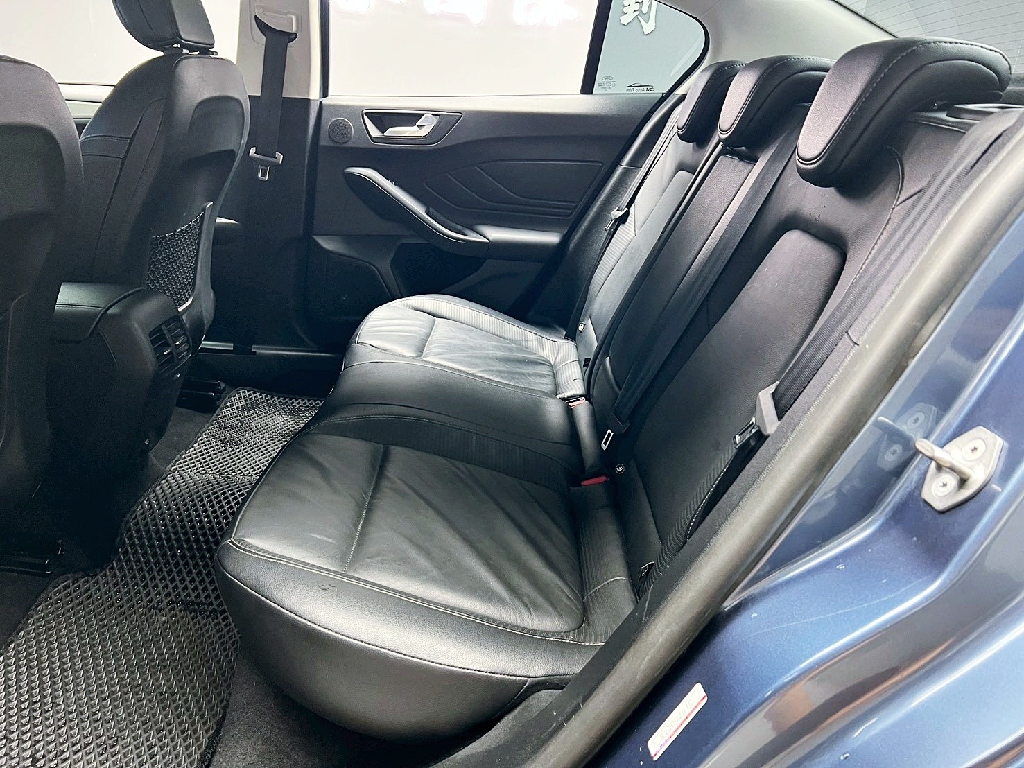 全台到府賞車 2020 Ford Focus 4D EcoBoost 182匹 17TSR『小李經理』元禾國際車業/中古車/促銷中  第13張相片