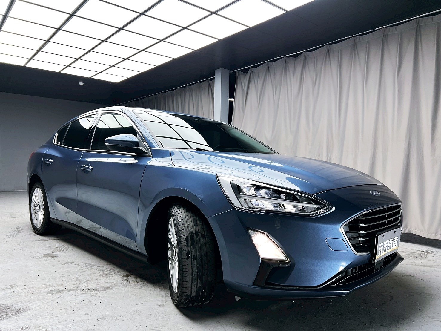 全台到府賞車 2020 Ford Focus 4D EcoBoost 182匹 17TSR『小李經理』元禾國際車業/中古車/促銷中  第19張相片